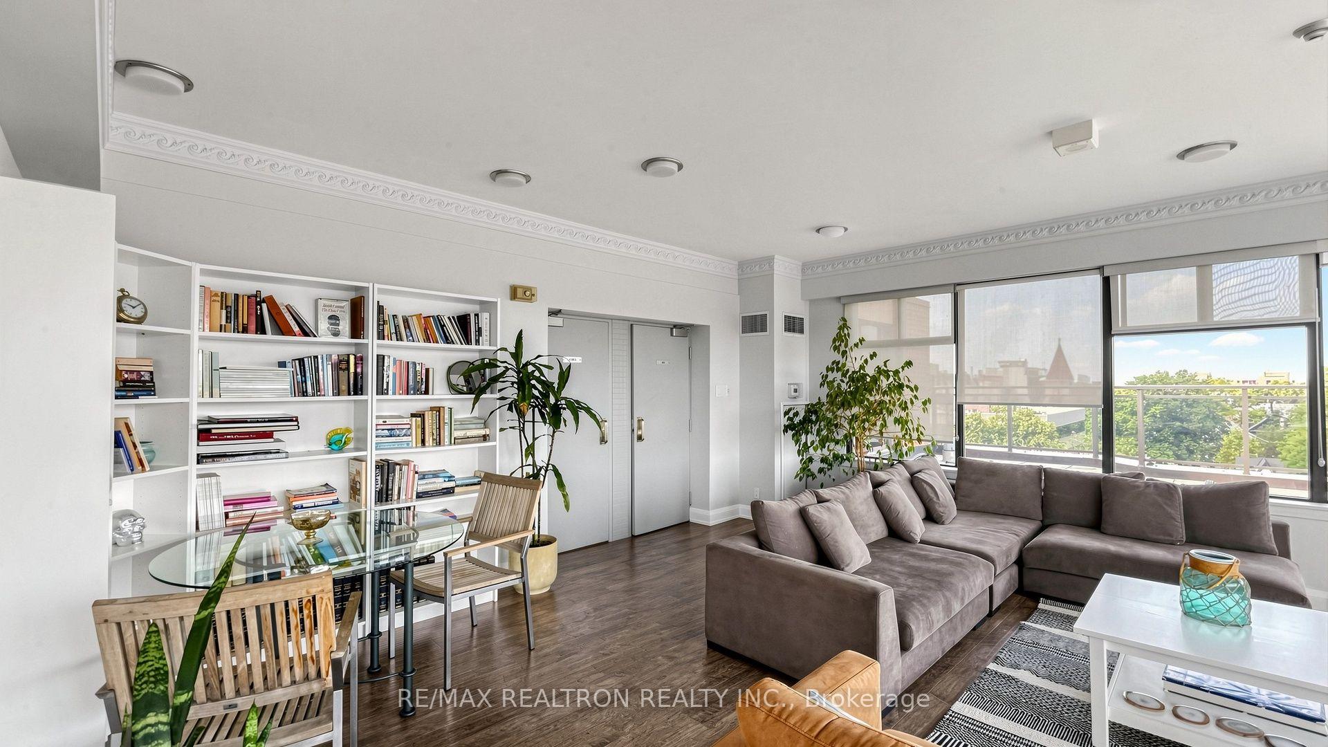 Photo 36 of Unit 806, 456 College Street, Toronto, Palmerston-Little Italy — HOMEH