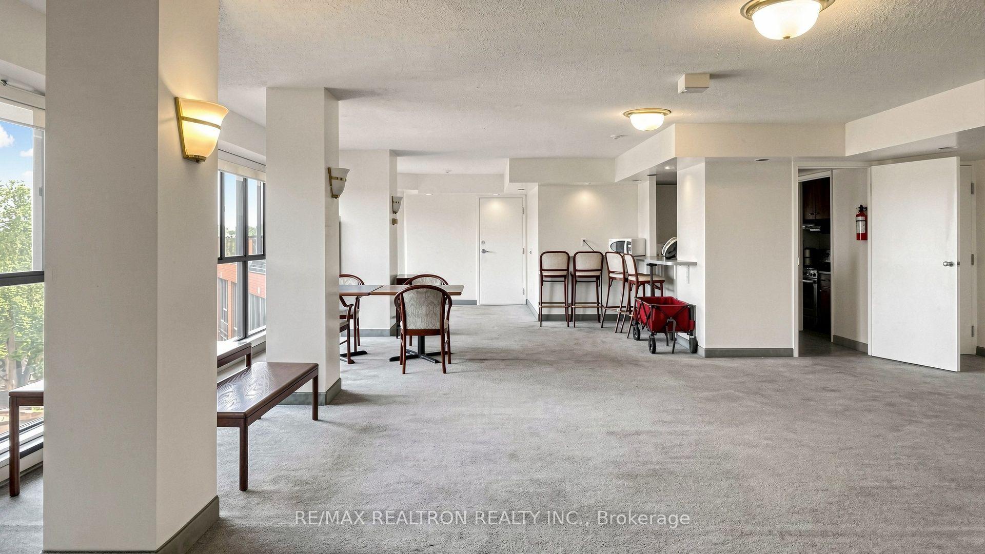Photo 38 of Unit 806, 456 College Street, Toronto, Palmerston-Little Italy — HOMEH