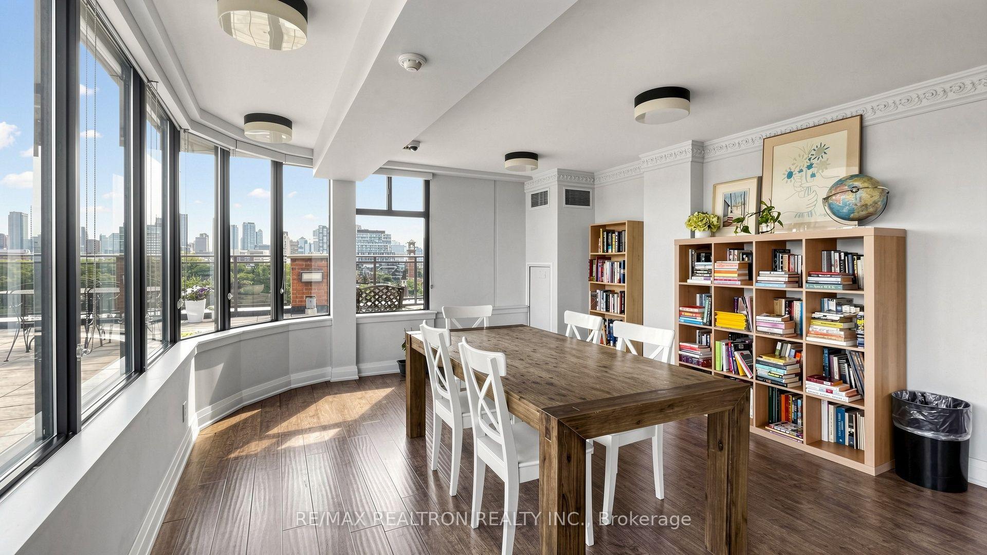Photo 37 of Unit 806, 456 College Street, Toronto, Palmerston-Little Italy — HOMEH
