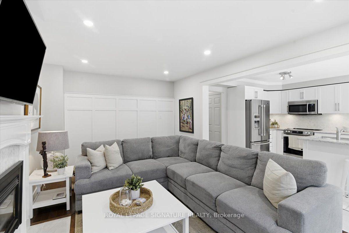 Photo 15 of 50 Lumsden Crescent, Whitby, Pringle Creek — HOMEH