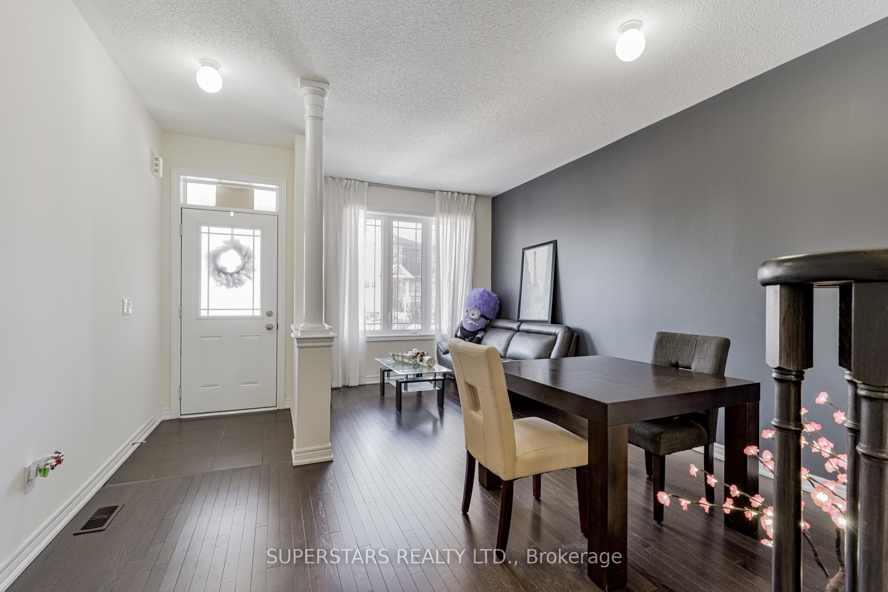 Photo 9 of 3 Wermoth Court, Markham, Wismer — HOMEH