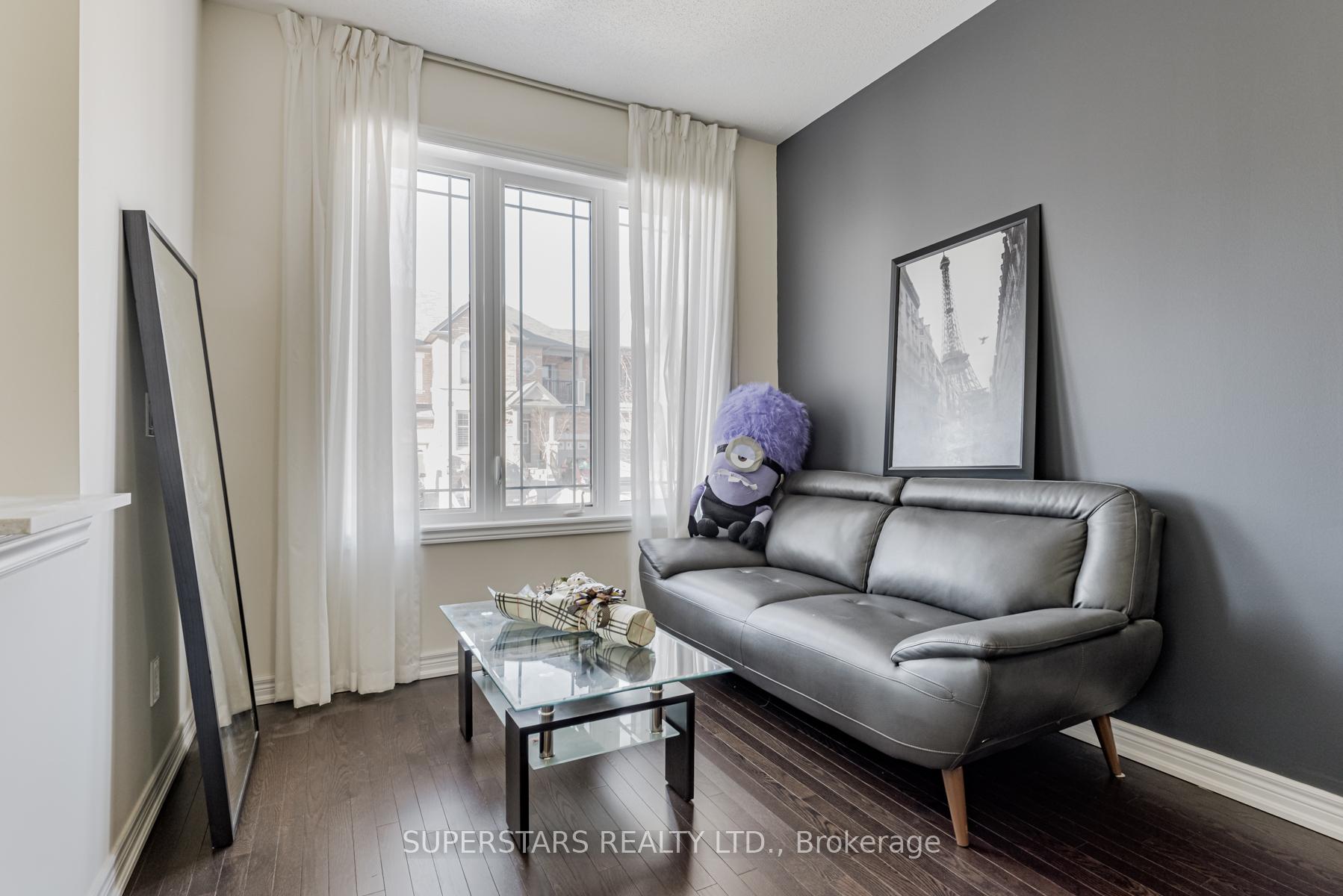 Photo 11 of 3 Wermoth Court, Markham, Wismer — HOMEH
