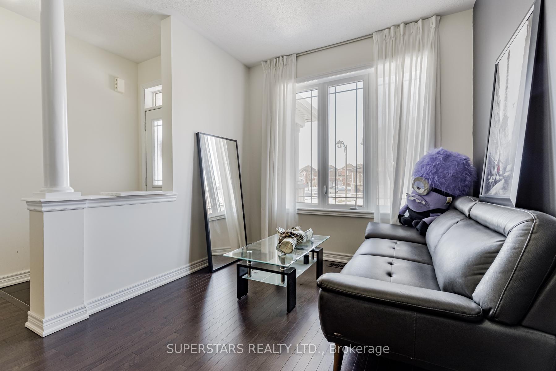 Photo 13 of 3 Wermoth Court, Markham, Wismer — HOMEH