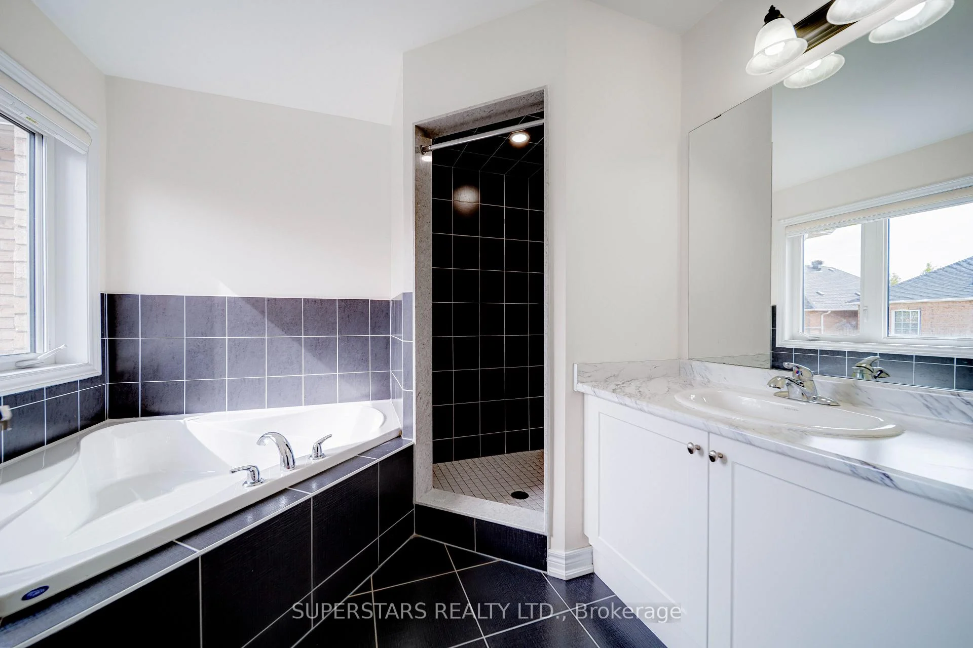 Photo 45 of 3 Wermoth Court, Markham, Wismer — HOMEH