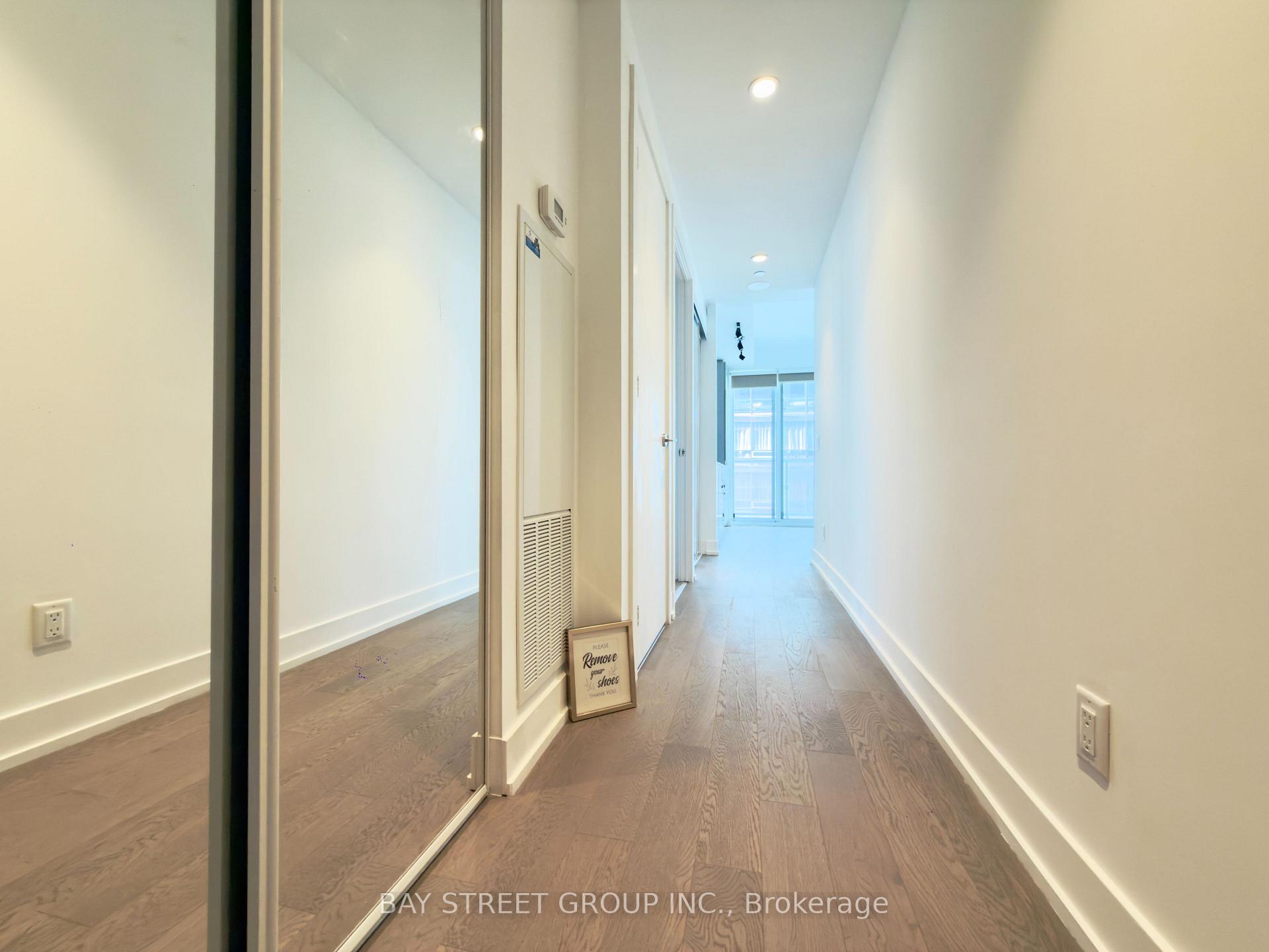 Photo 2 of Unit 4502, 7 Grenville Street, Toronto, Bay Street Corridor — HOMEH