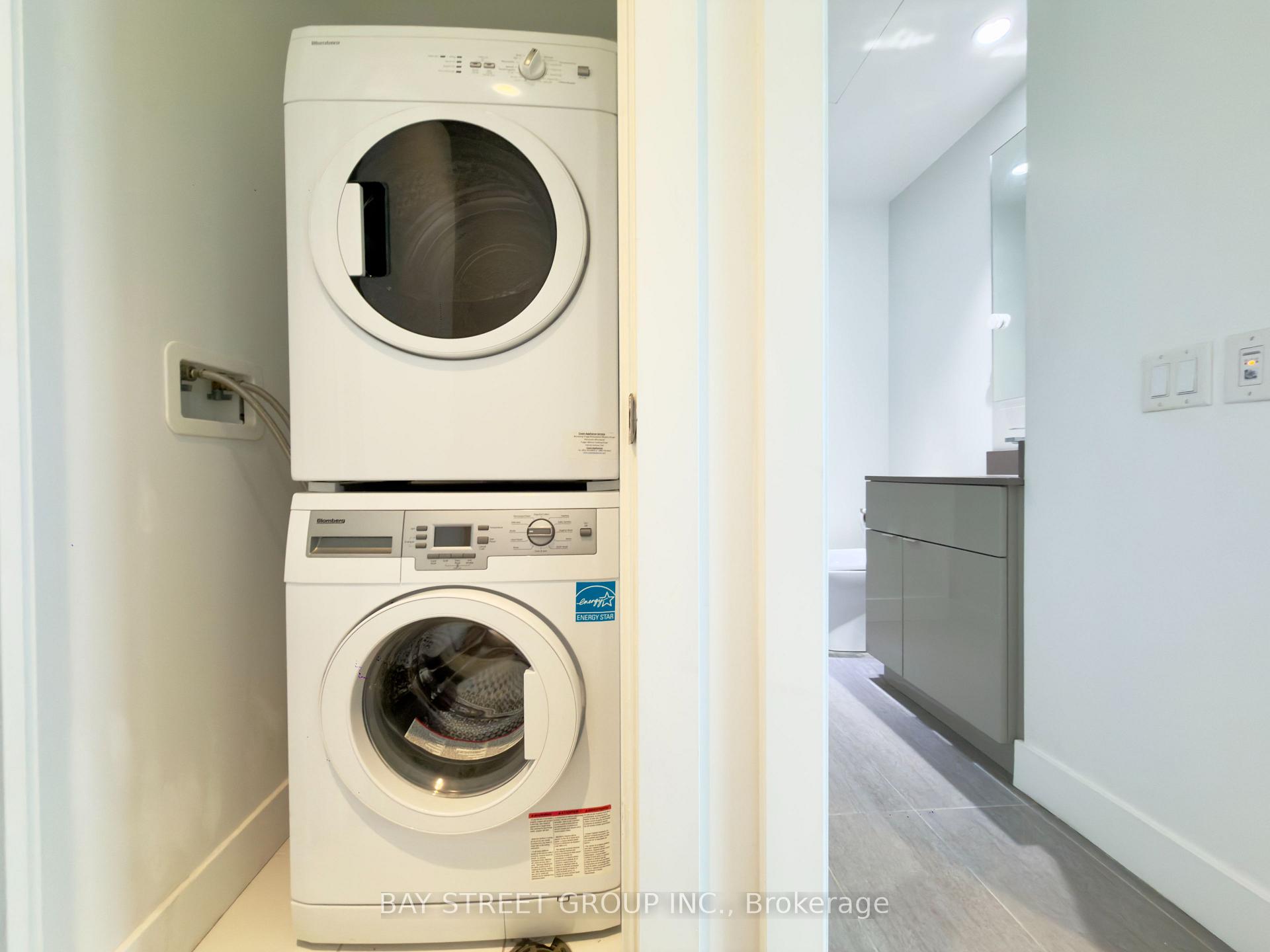 Photo 6 of Unit 4502, 7 Grenville Street, Toronto, Bay Street Corridor — HOMEH