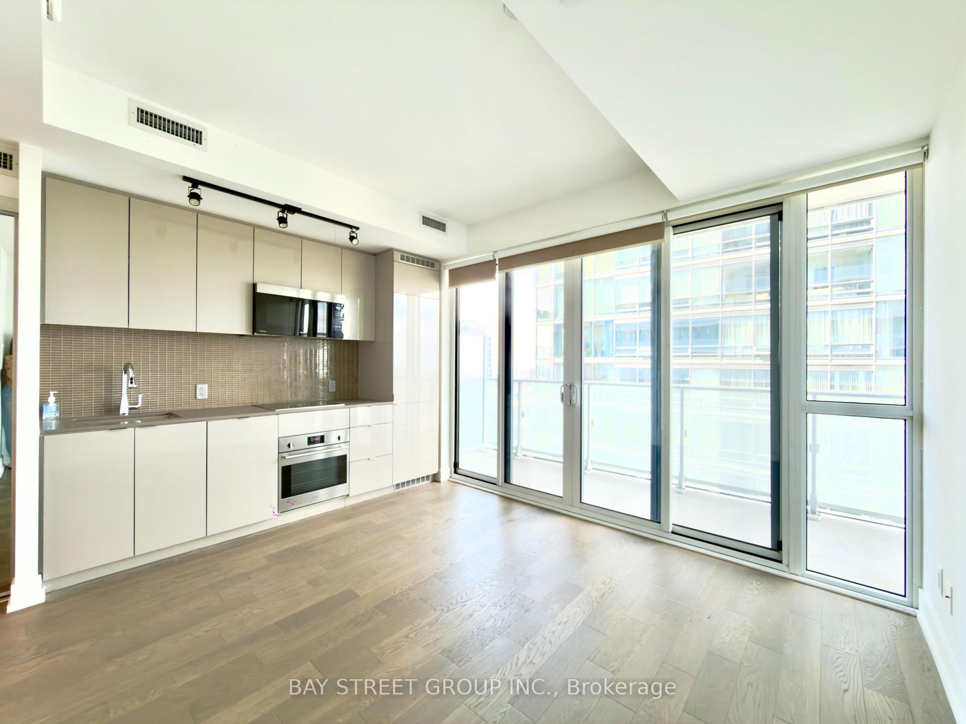 Photo 8 of Unit 4502, 7 Grenville Street, Toronto, Bay Street Corridor — HOMEH