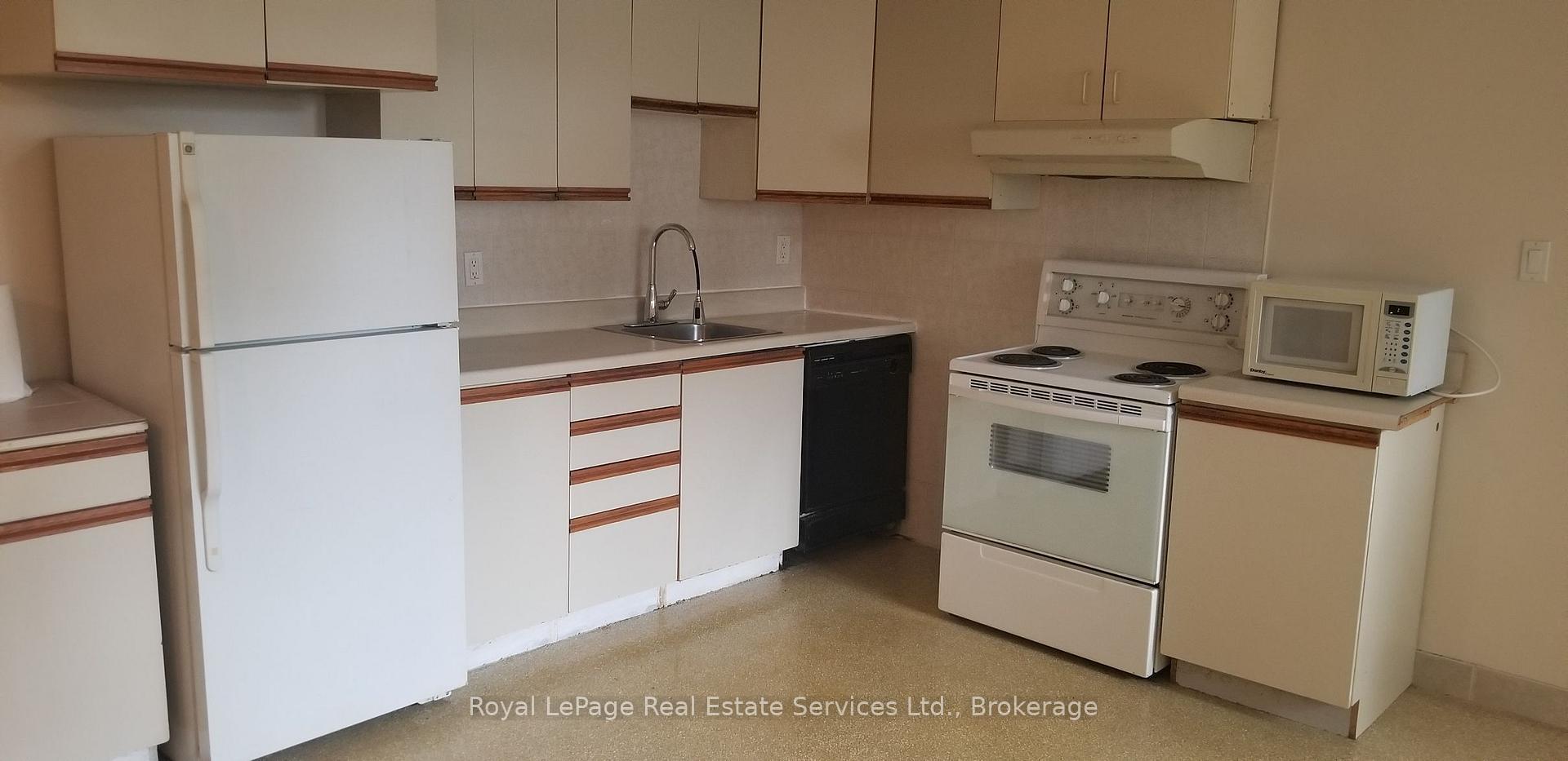 Photo 3 of Unit BSMT, 570 Fourth Line, Oakville, West — HOMEH