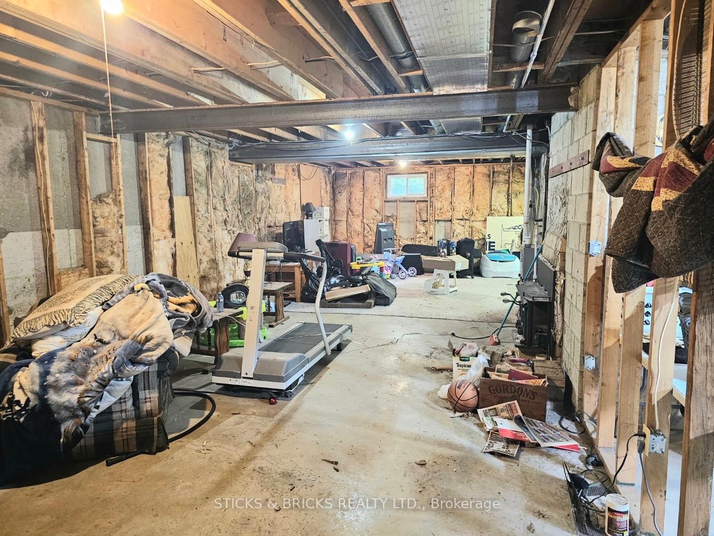 Photo 15 of 9195 Carl Road, Niagara Falls, Schisler — HOMEH
