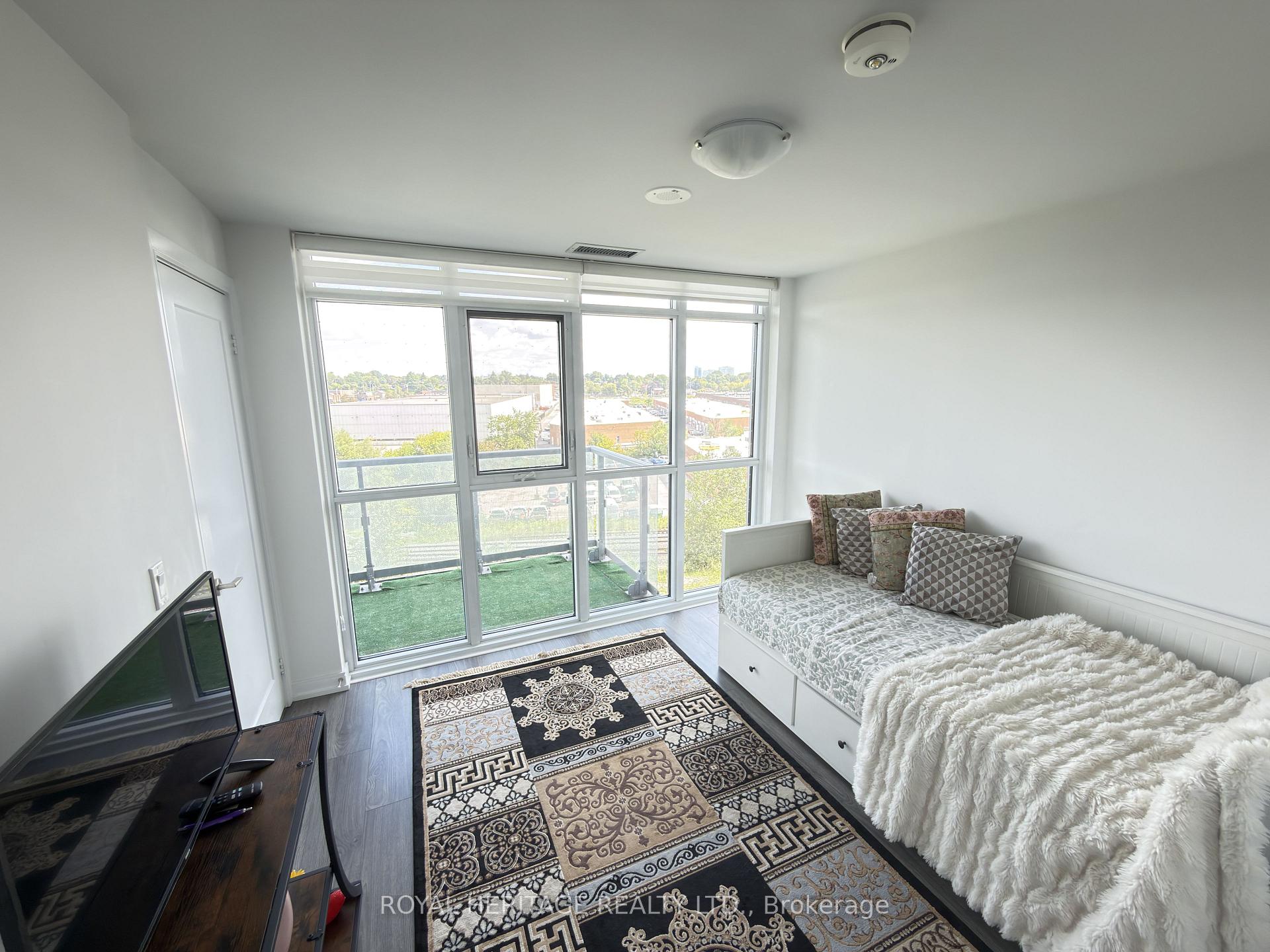 Photo 6 of Unit 409, 225 Village Green Square E, Scarborough, Agincourt South-Malvern West — HOMEH