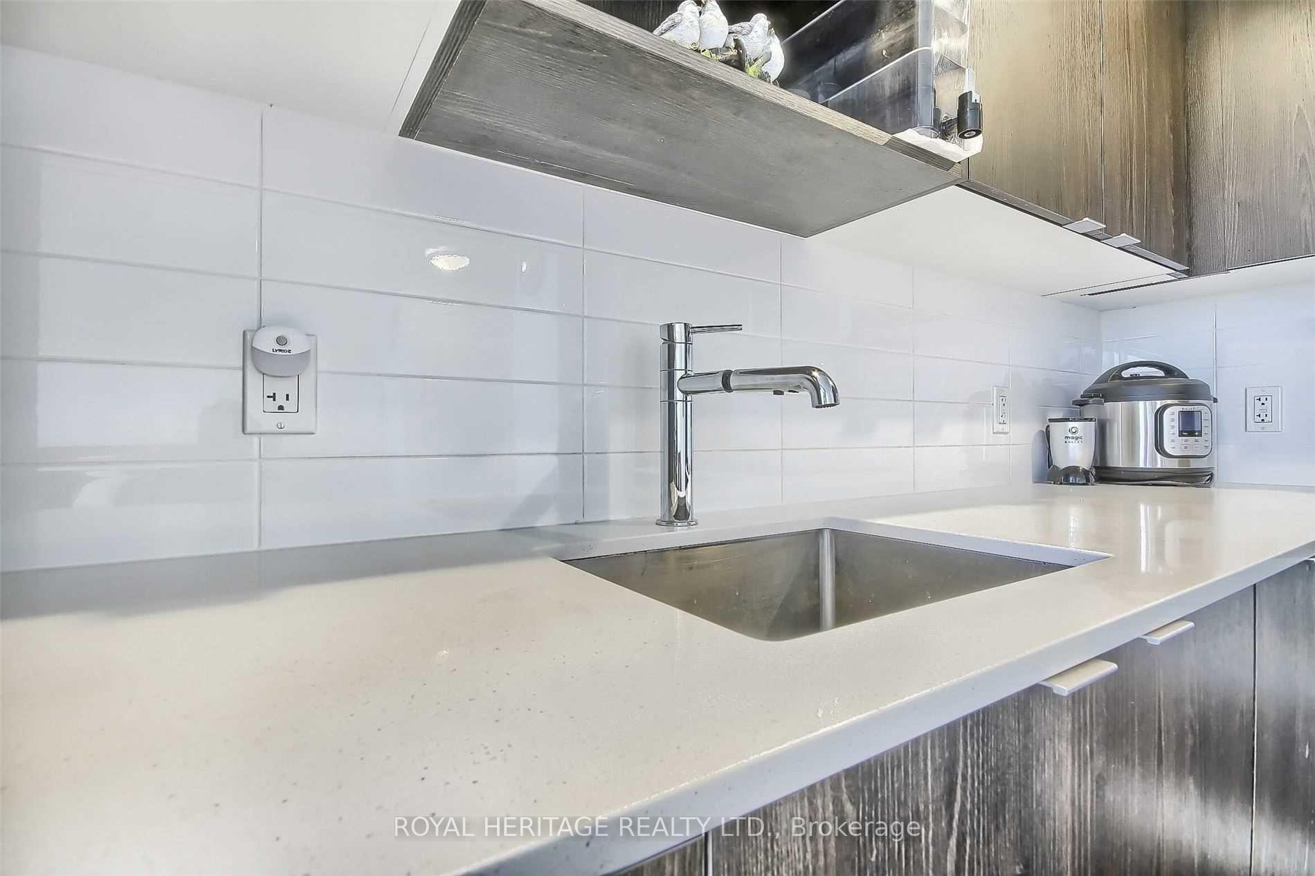 Photo 10 of Unit 409, 225 Village Green Square E, Scarborough, Agincourt South-Malvern West — HOMEH
