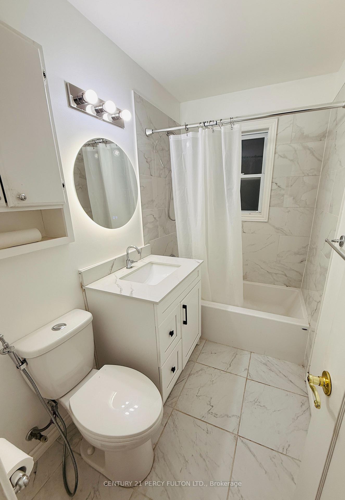 Photo 6 of 379 Welland Avenue, Oshawa, McLaughlin — HOMEH