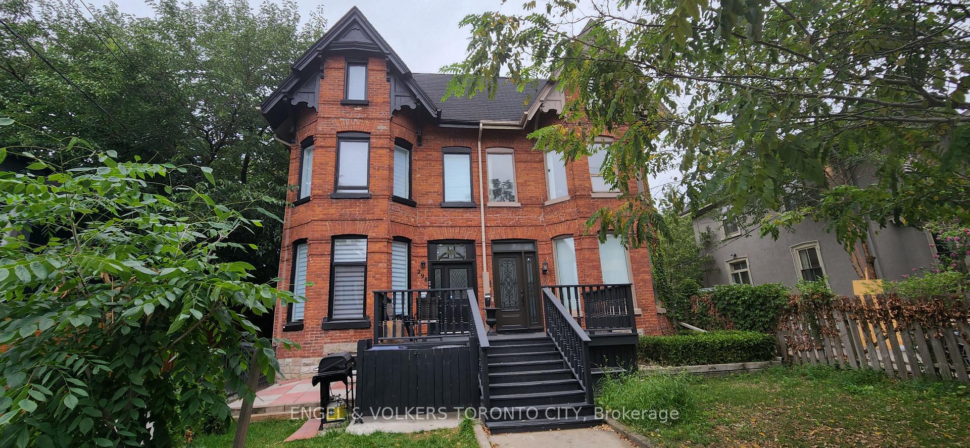 Photo 2 of 298 Seaton Street, Toronto, Cabbagetown-South St. James Town — HOMEH
