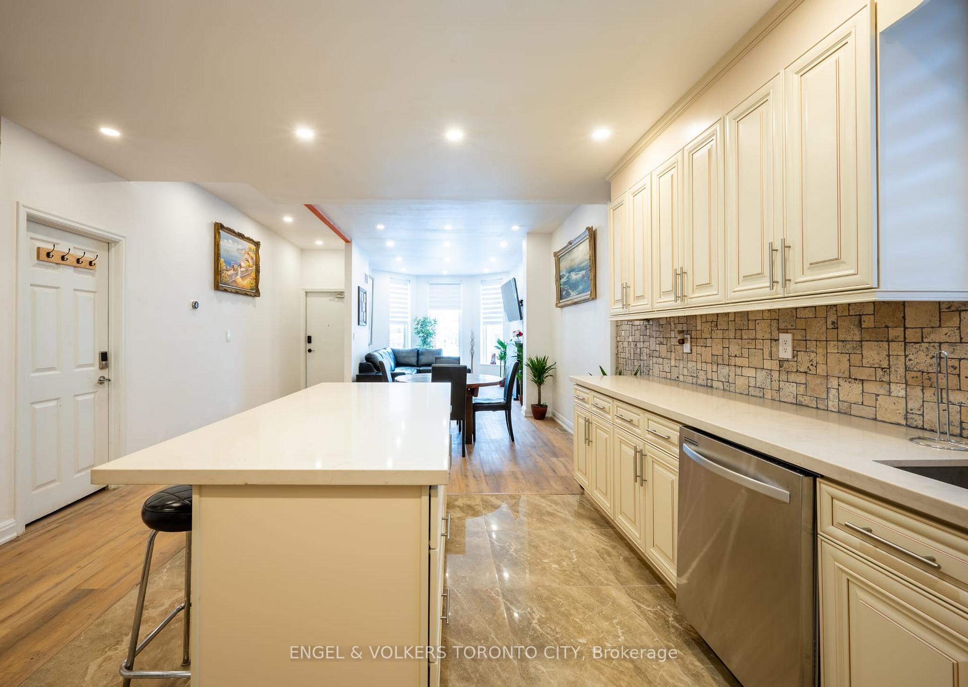 Photo 7 of 298 Seaton Street, Toronto, Cabbagetown-South St. James Town — HOMEH
