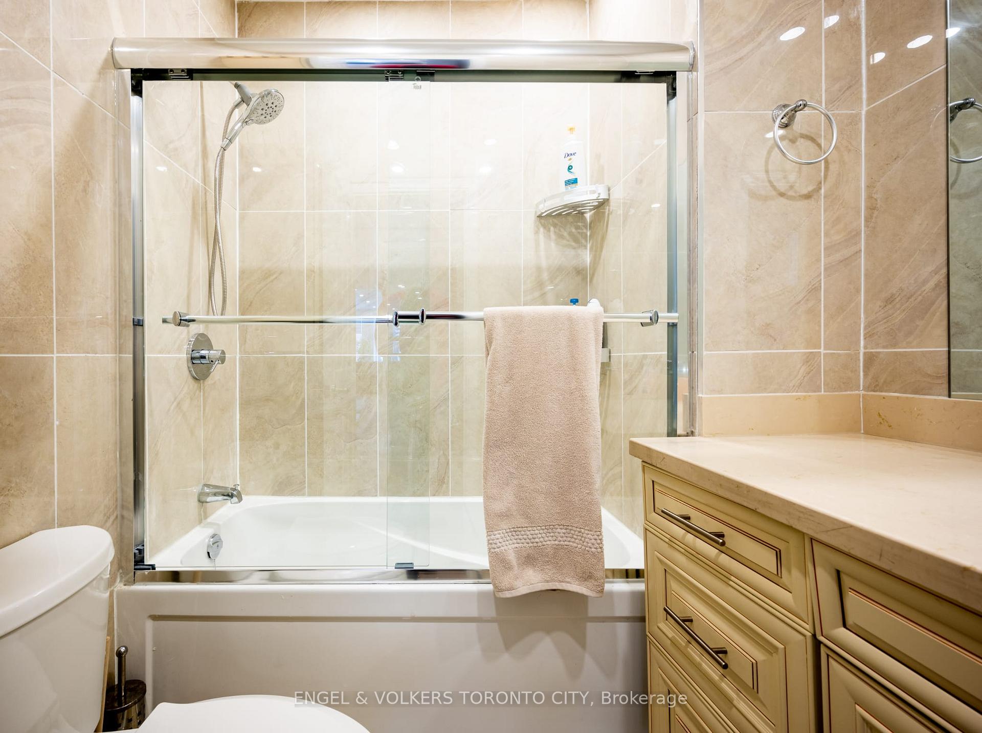 Photo 19 of 298 Seaton Street, Toronto, Cabbagetown-South St. James Town — HOMEH