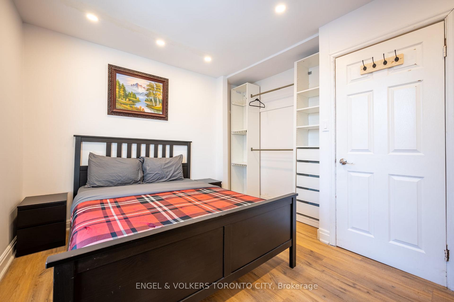 Photo 20 of 298 Seaton Street, Toronto, Cabbagetown-South St. James Town — HOMEH