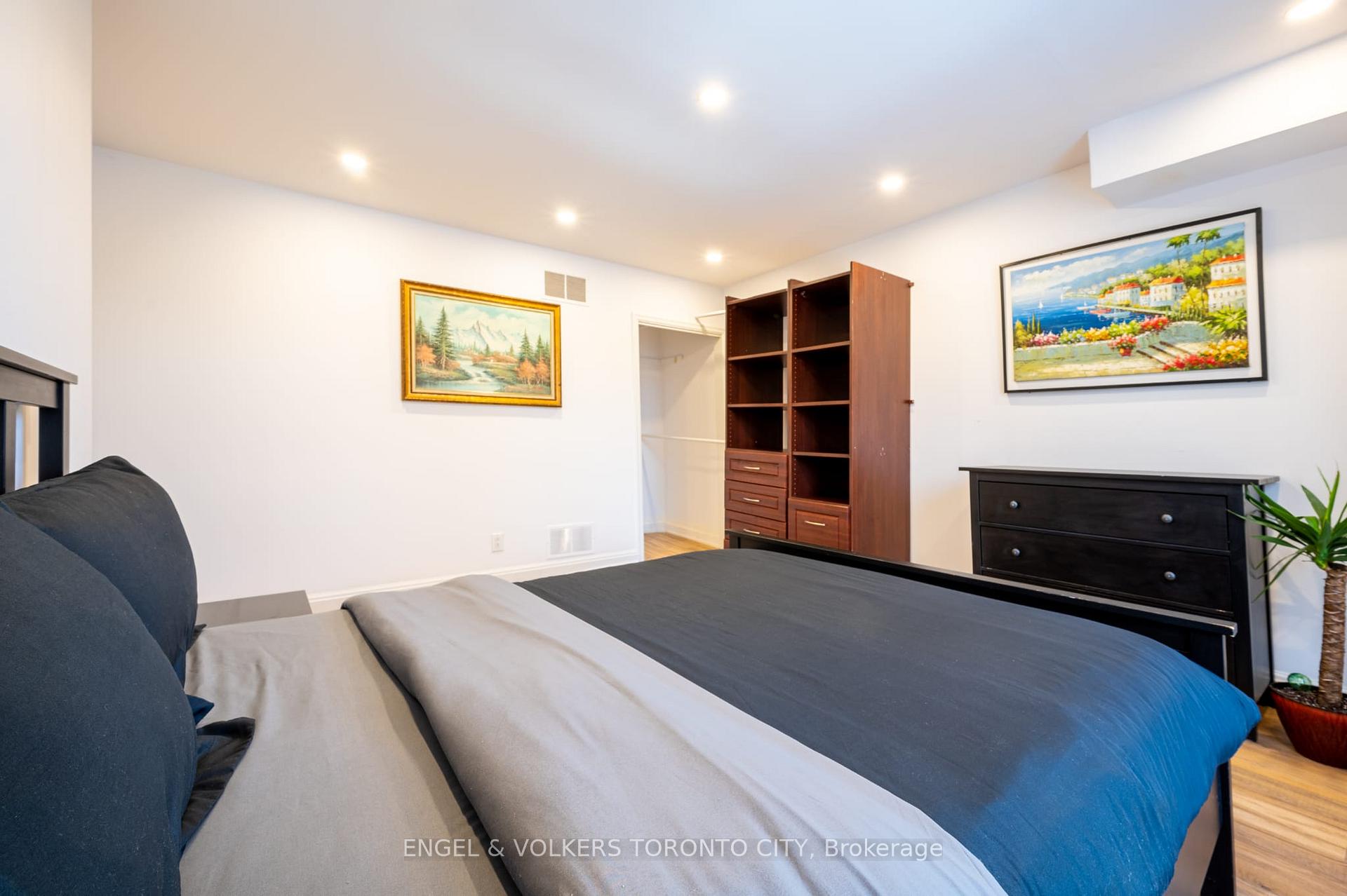 Photo 23 of 298 Seaton Street, Toronto, Cabbagetown-South St. James Town — HOMEH
