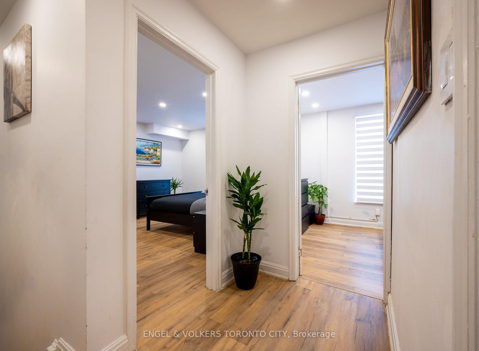 Photo 25 of 298 Seaton Street, Toronto, Cabbagetown-South St. James Town — HOMEH