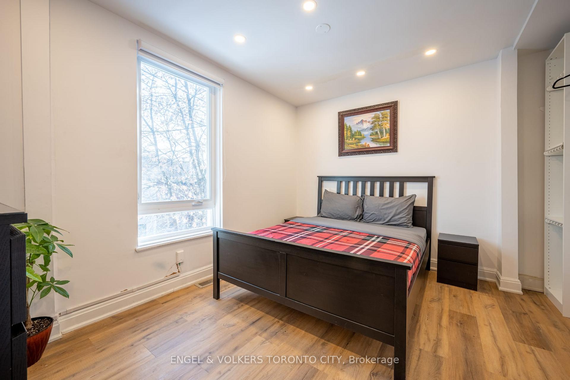 Photo 27 of 298 Seaton Street, Toronto, Cabbagetown-South St. James Town — HOMEH