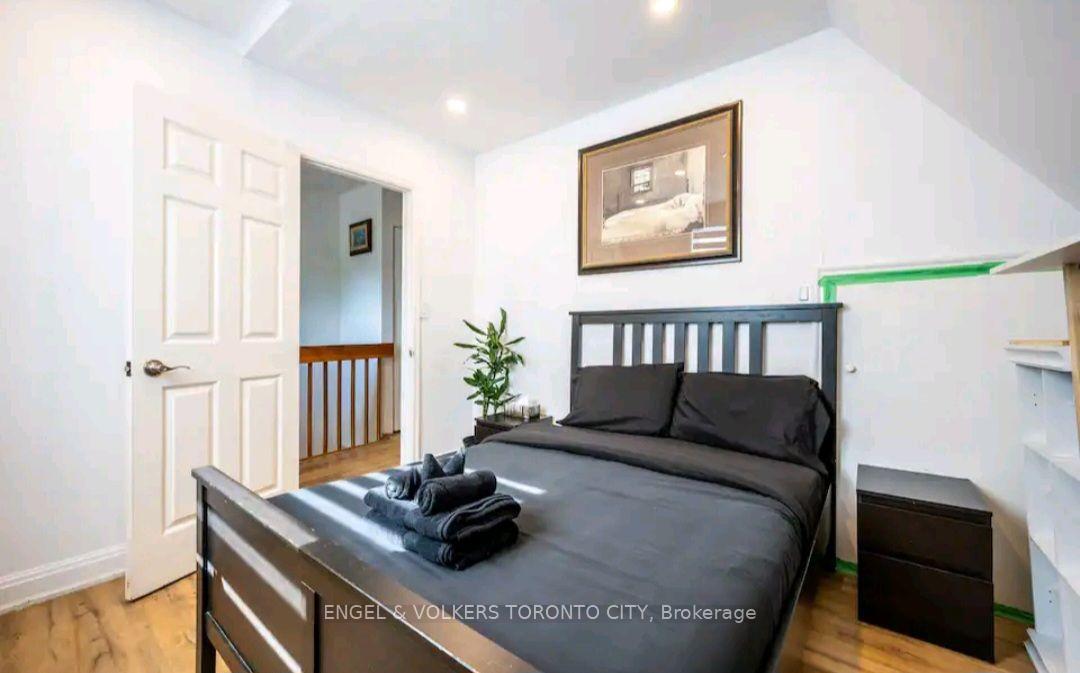 Photo 30 of 298 Seaton Street, Toronto, Cabbagetown-South St. James Town — HOMEH