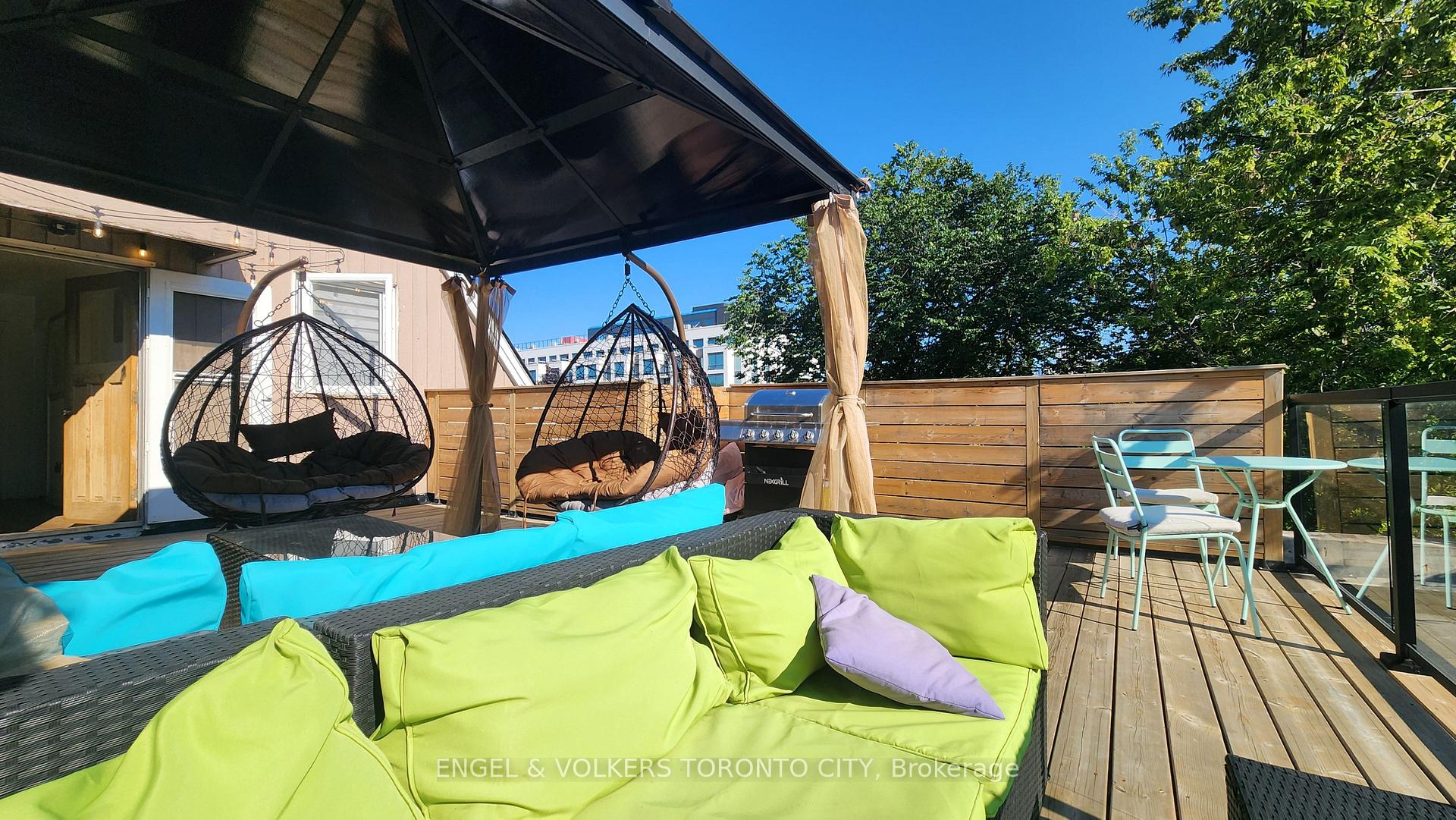 Photo 39 of 298 Seaton Street, Toronto, Cabbagetown-South St. James Town — HOMEH