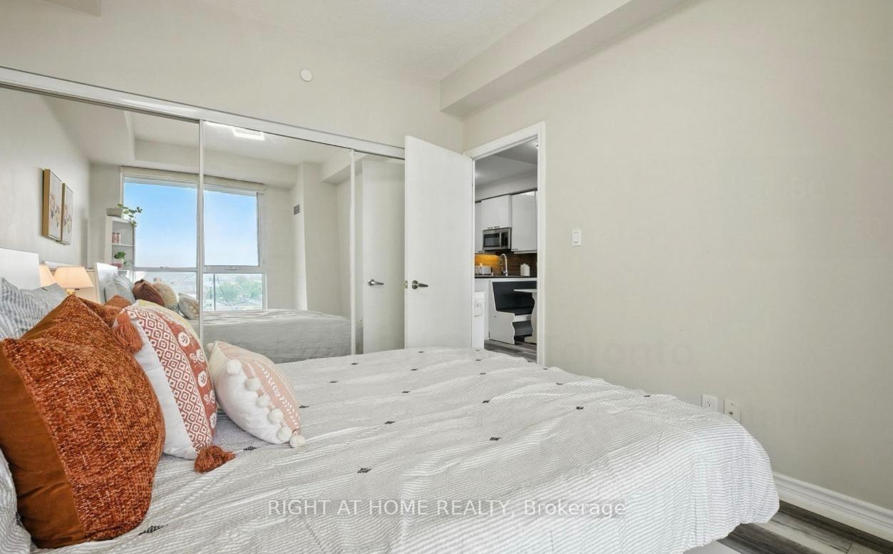 Photo 6 of Unit 607, 1328 Birchmount Road, Scarborough, Wexford-Maryvale — HOMEH