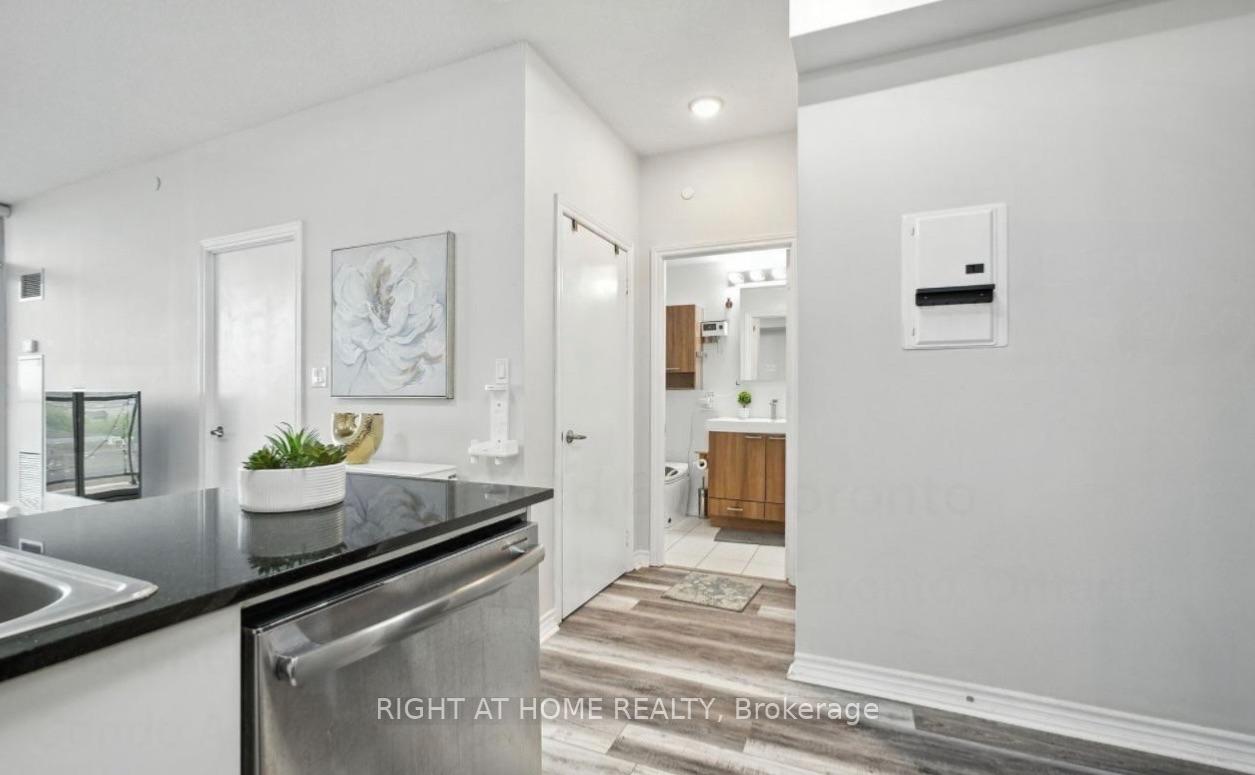 Photo 7 of Unit 607, 1328 Birchmount Road, Scarborough, Wexford-Maryvale — HOMEH