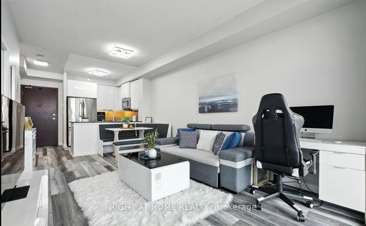 Photo 8 of Unit 607, 1328 Birchmount Road, Scarborough, Wexford-Maryvale — HOMEH
