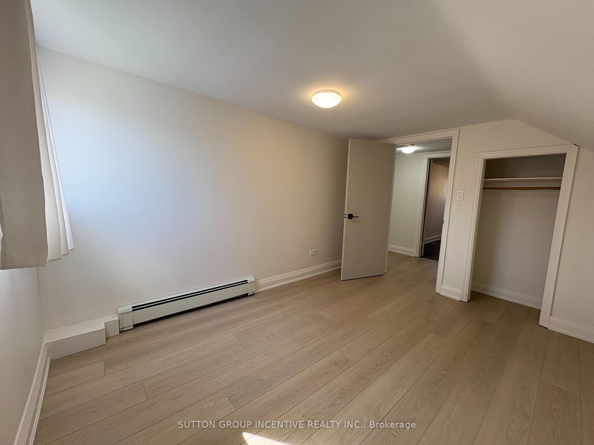 Photo 10 of Unit Upper, 20 Bayview Drive, Barrie, Allandale — HOMEH