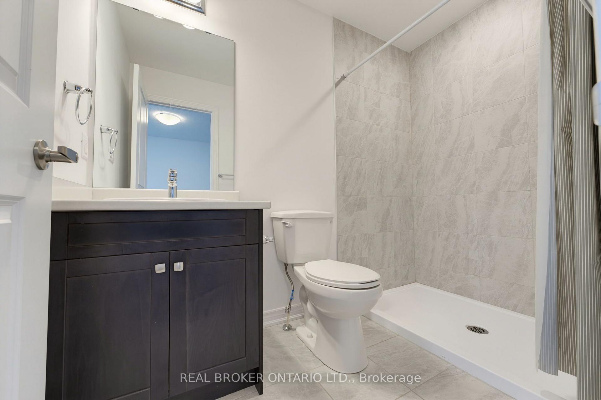 Photo 17 of 120 Court Drive, Brant, Paris — HOMEH