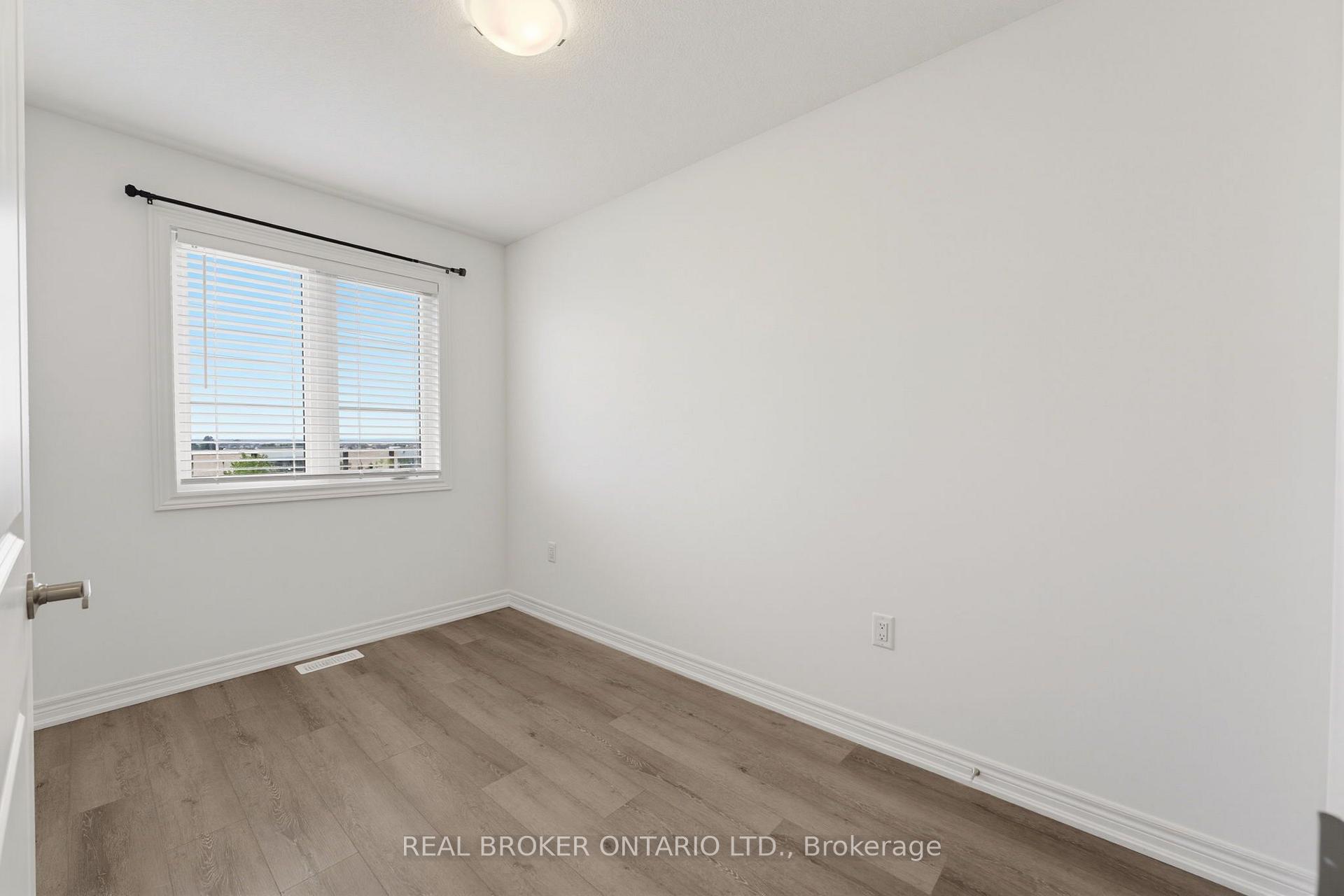 Photo 22 of 120 Court Drive, Brant, Paris — HOMEH
