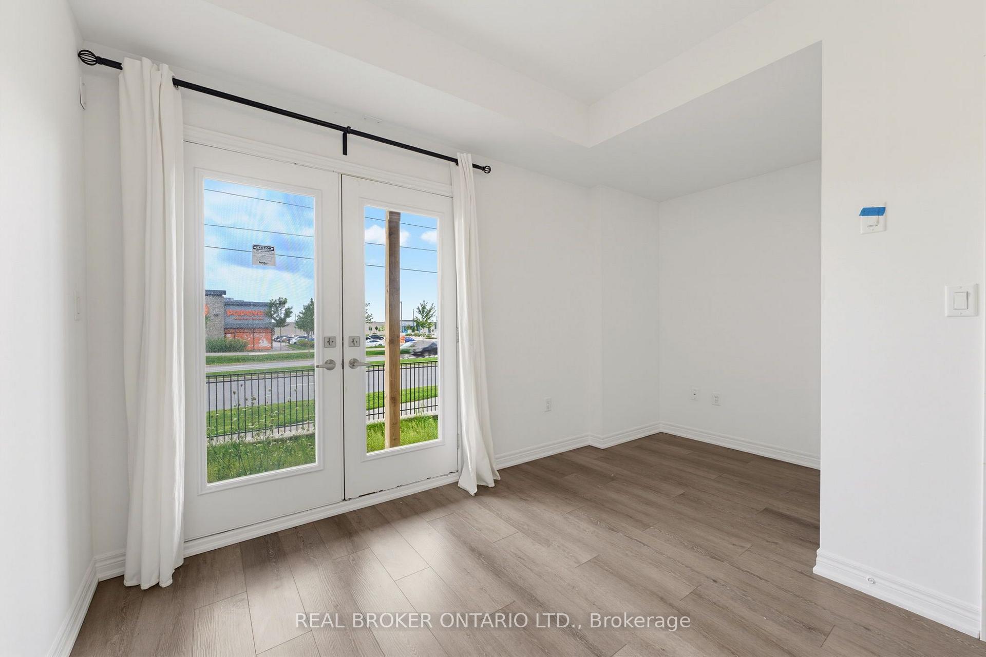 Photo 26 of 120 Court Drive, Brant, Paris — HOMEH