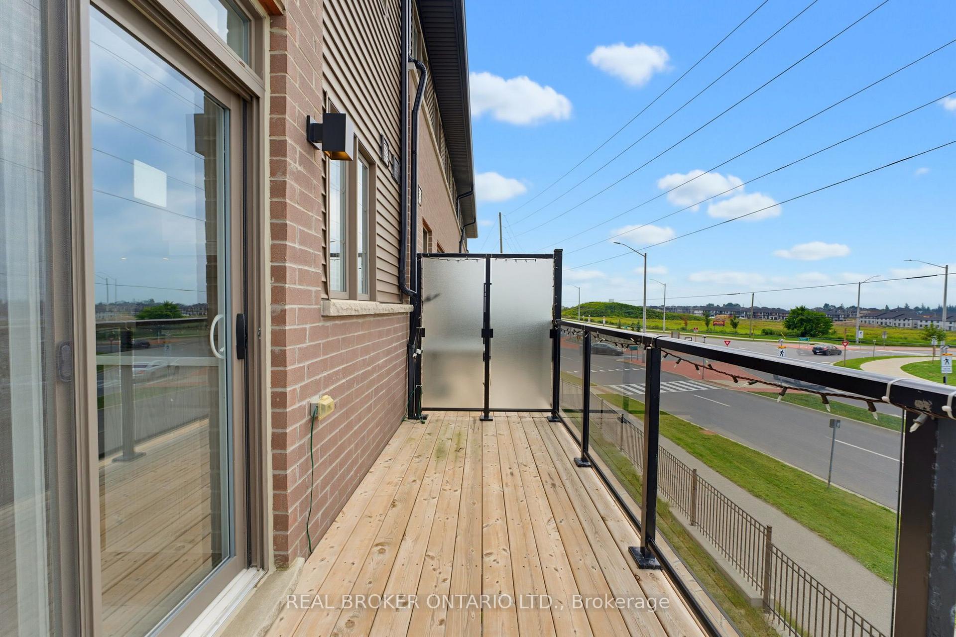 Photo 27 of 120 Court Drive, Brant, Paris — HOMEH