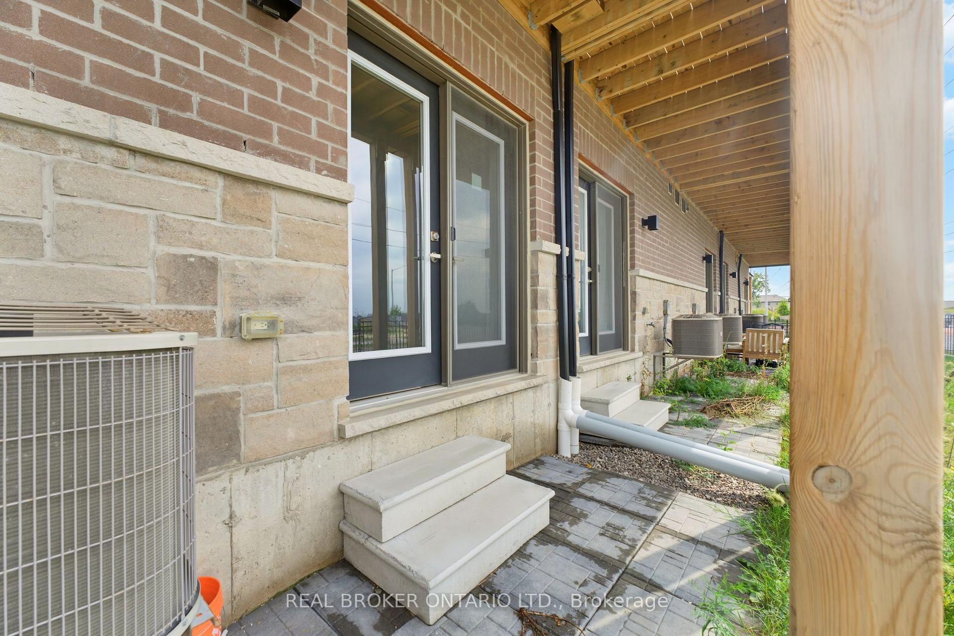 Photo 30 of 120 Court Drive, Brant, Paris — HOMEH