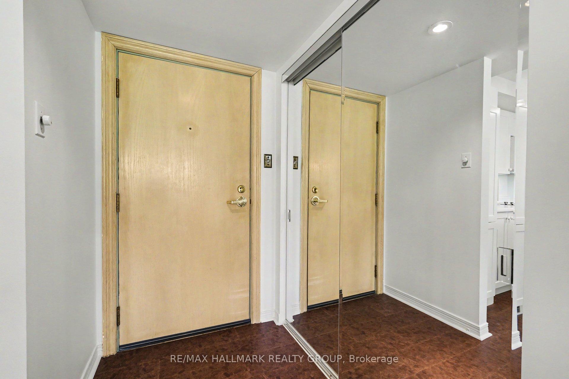 Photo 4 of Unit 103, 30 Charlevoix Street, Ottawa, Vanier — HOMEH