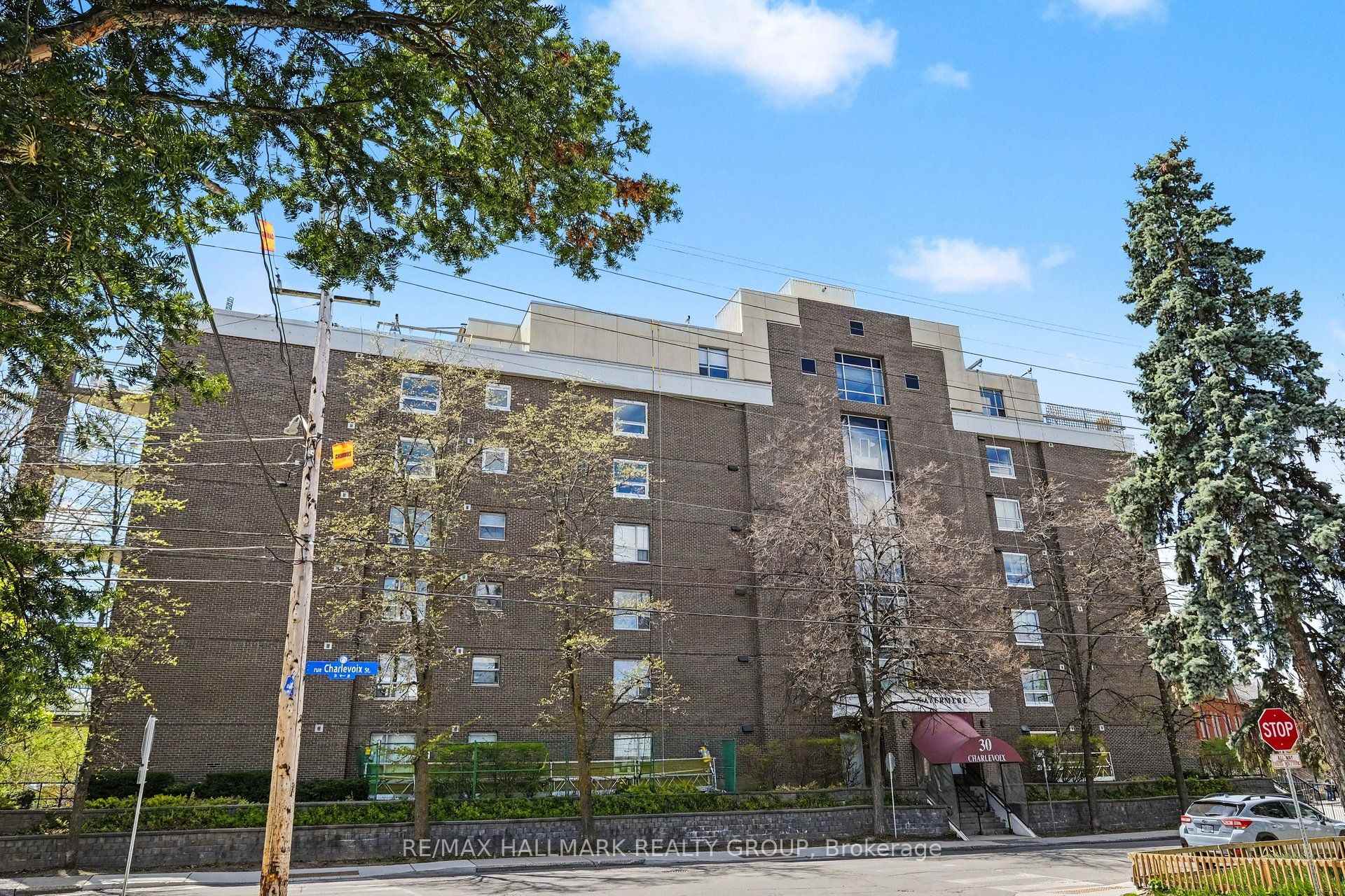 Photo 3 of Unit 103, 30 Charlevoix Street, Ottawa, Vanier — HOMEH