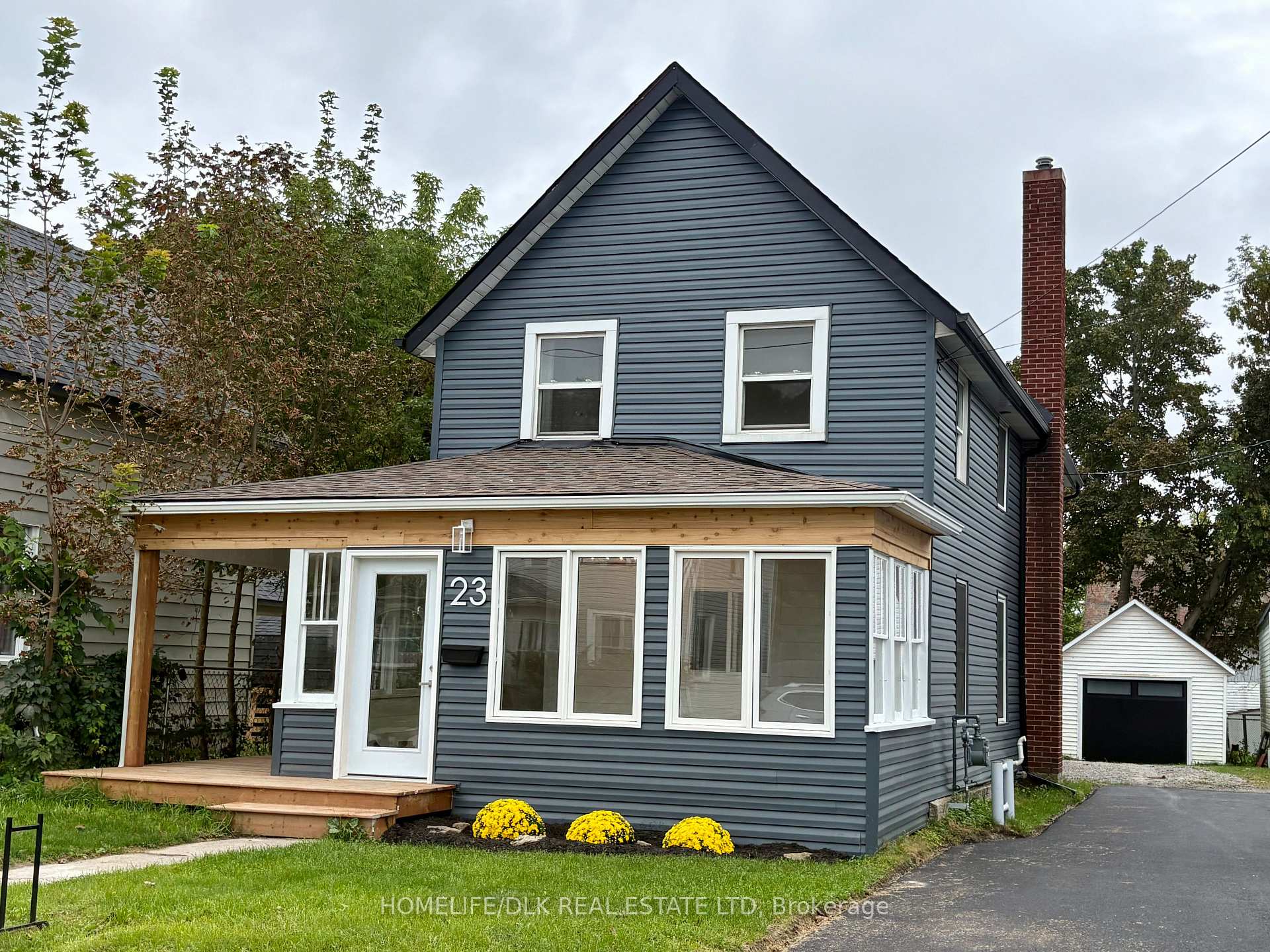 Photo 1 of 23 Strathcona Street, Smiths Falls, Smiths Falls — HOMEH