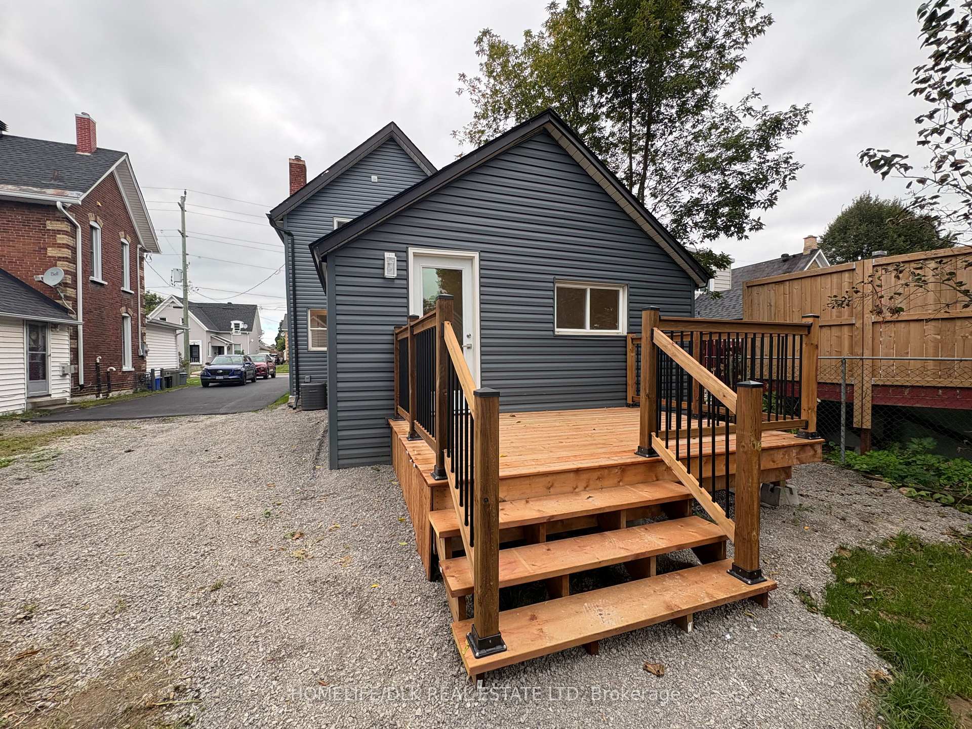 Photo 34 of 23 Strathcona Street, Smiths Falls, Smiths Falls — HOMEH