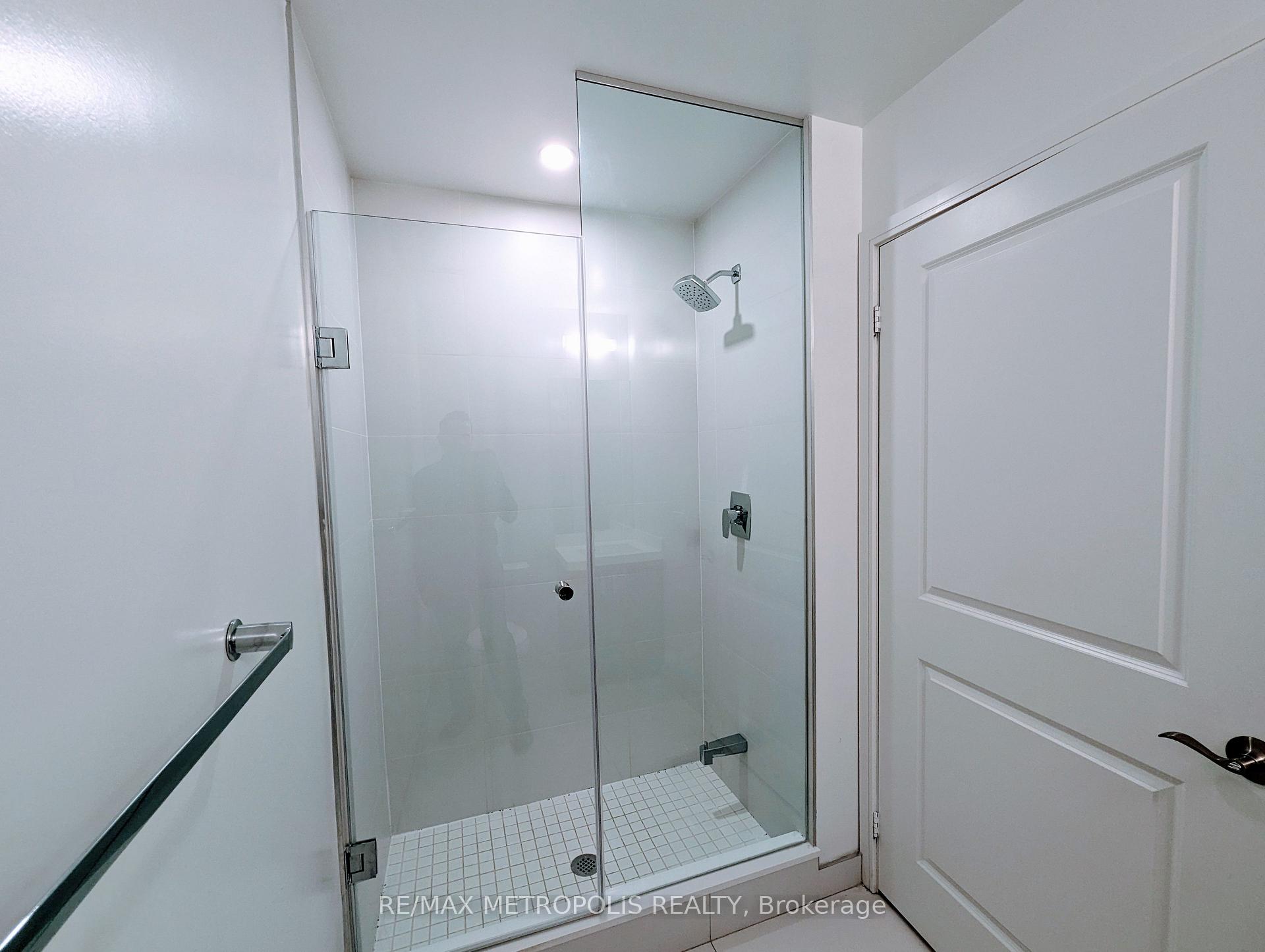 Photo 6 of Unit 703, 8 Nahani Way, Mississauga, Hurontario — HOMEH