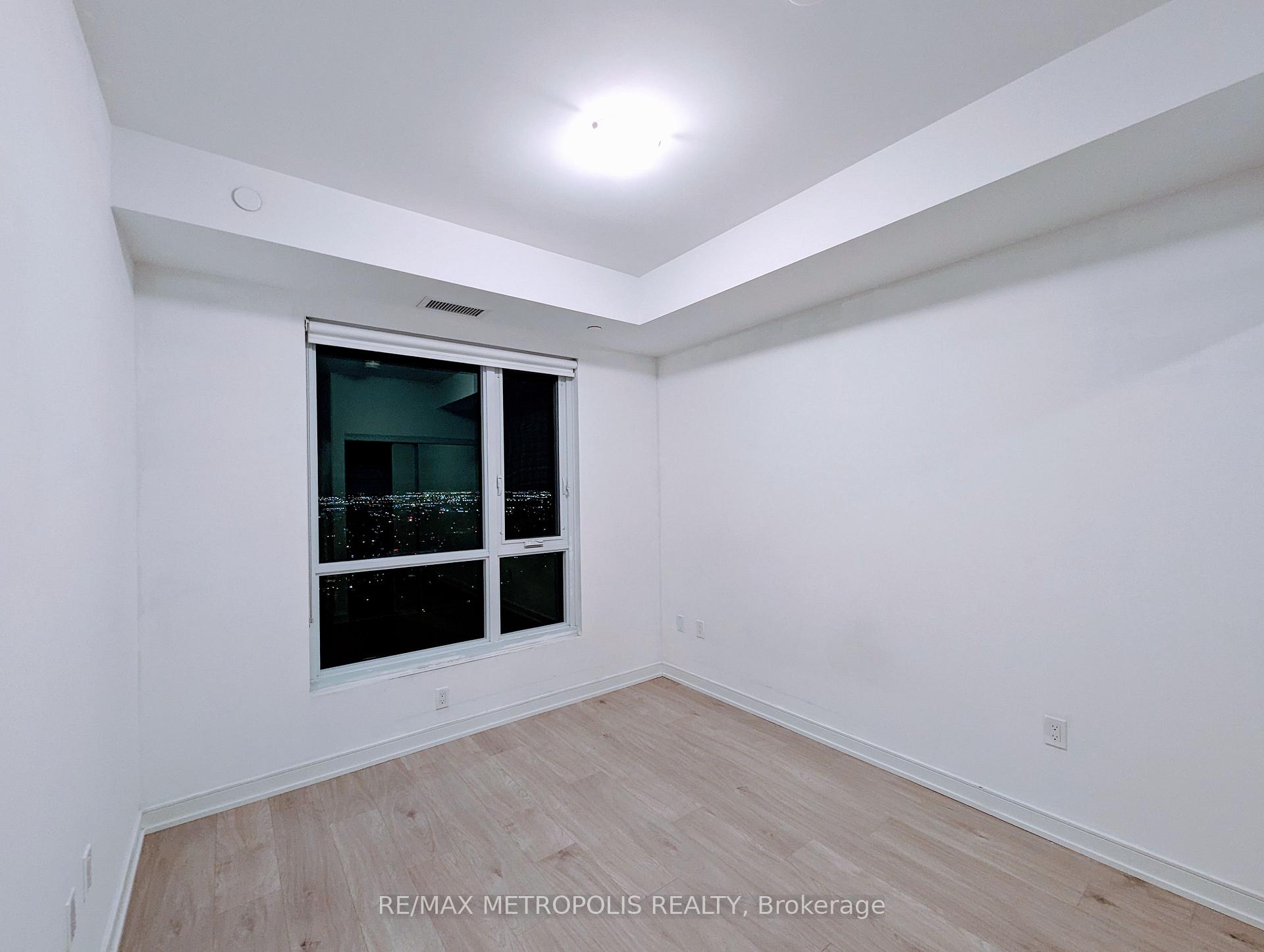 Photo 7 of Unit 703, 8 Nahani Way, Mississauga, Hurontario — HOMEH