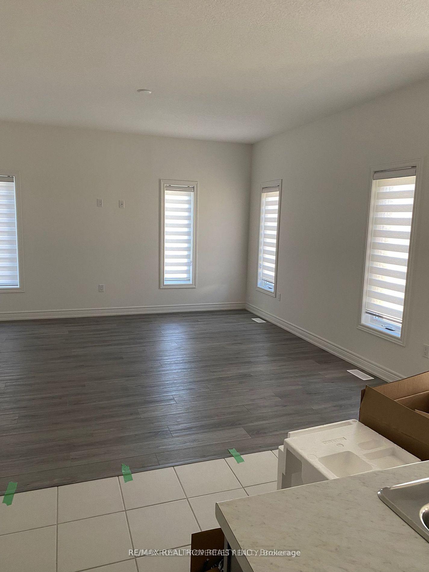 Photo 3 of 115 Plewes Drive, Collingwood — HOMEH