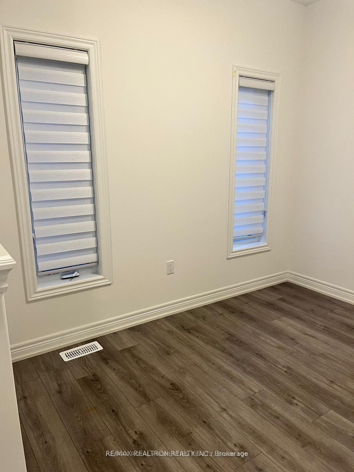 Photo 5 of 115 Plewes Drive, Collingwood — HOMEH