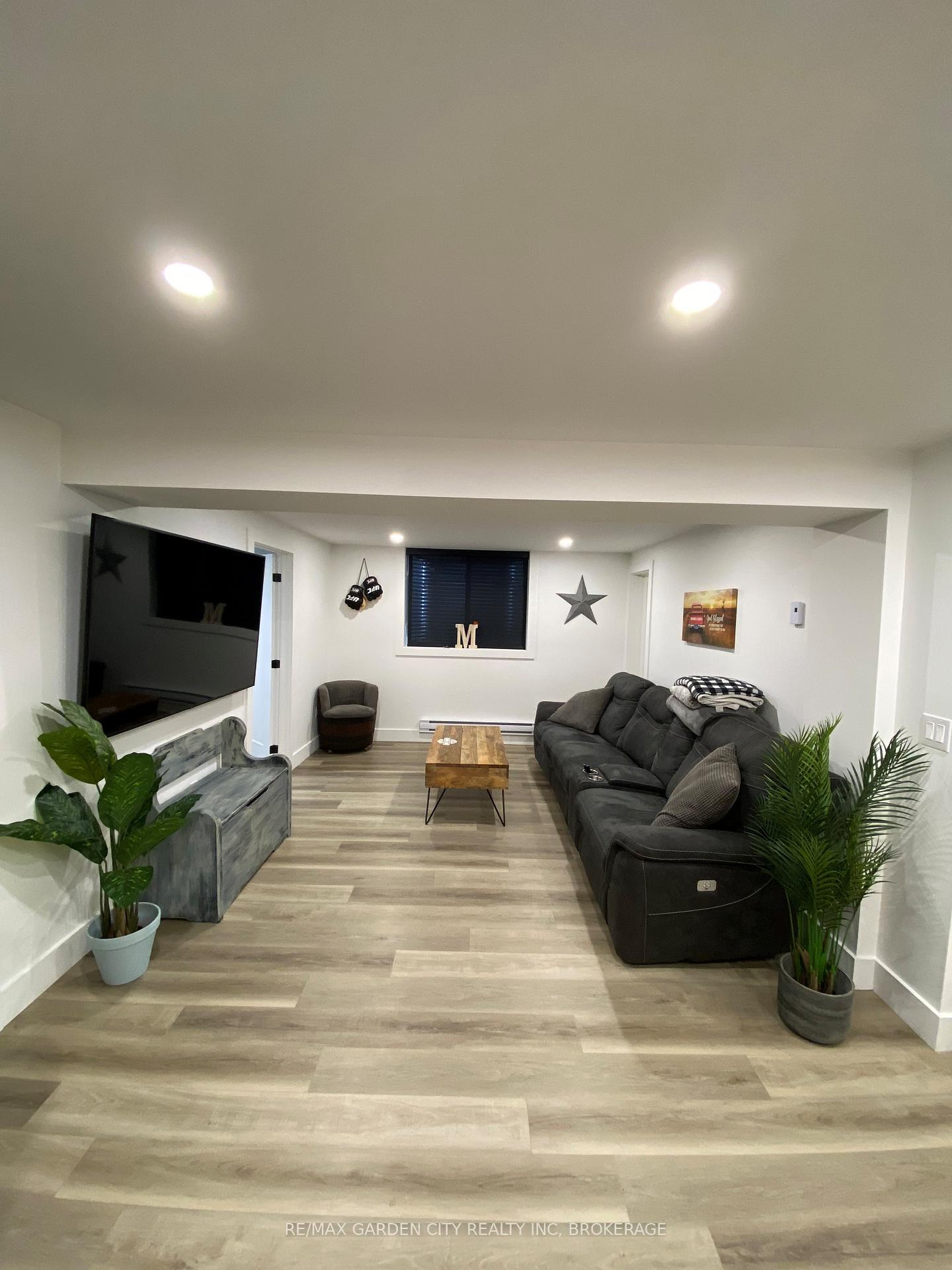 Photo 7 of Unit LOWER, 618 Clare Avenue, Welland, N. Welland — HOMEH