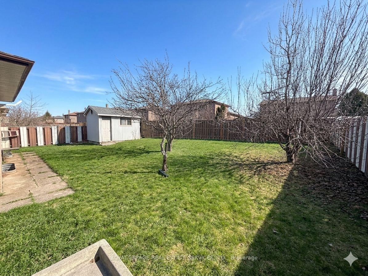Photo 2 of Unit Bsmt., 260 Green Road, Hamilton, Stoney Creek — HOMEH
