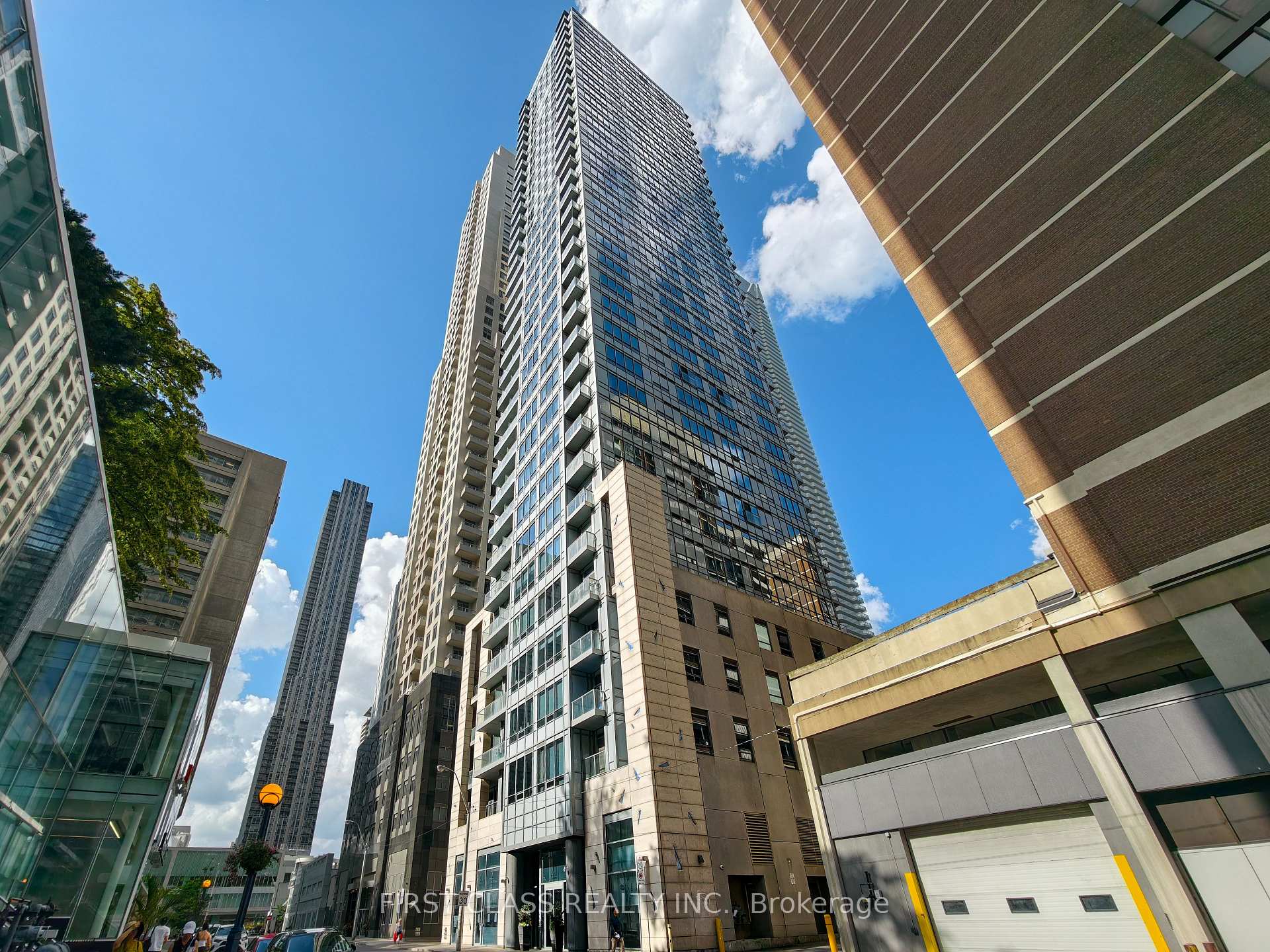 Photo of Unit 2501, 21 Balmuto Street