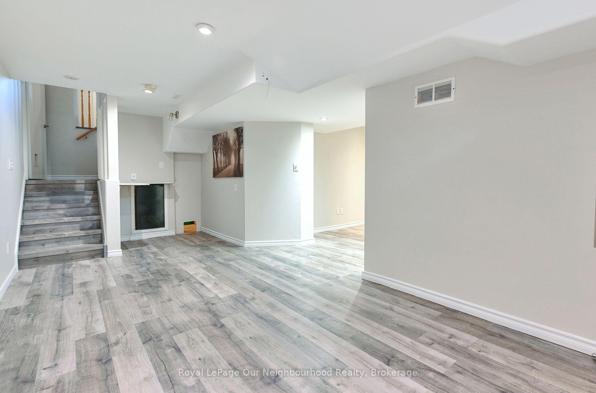 Photo 19 of 38 Wilkins Crescent, Clarington, Courtice — HOMEH