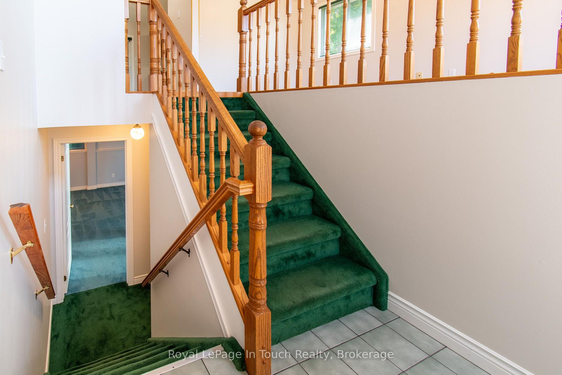 Photo 28 of 30 Charles Street, Penetanguishene — HOMEH