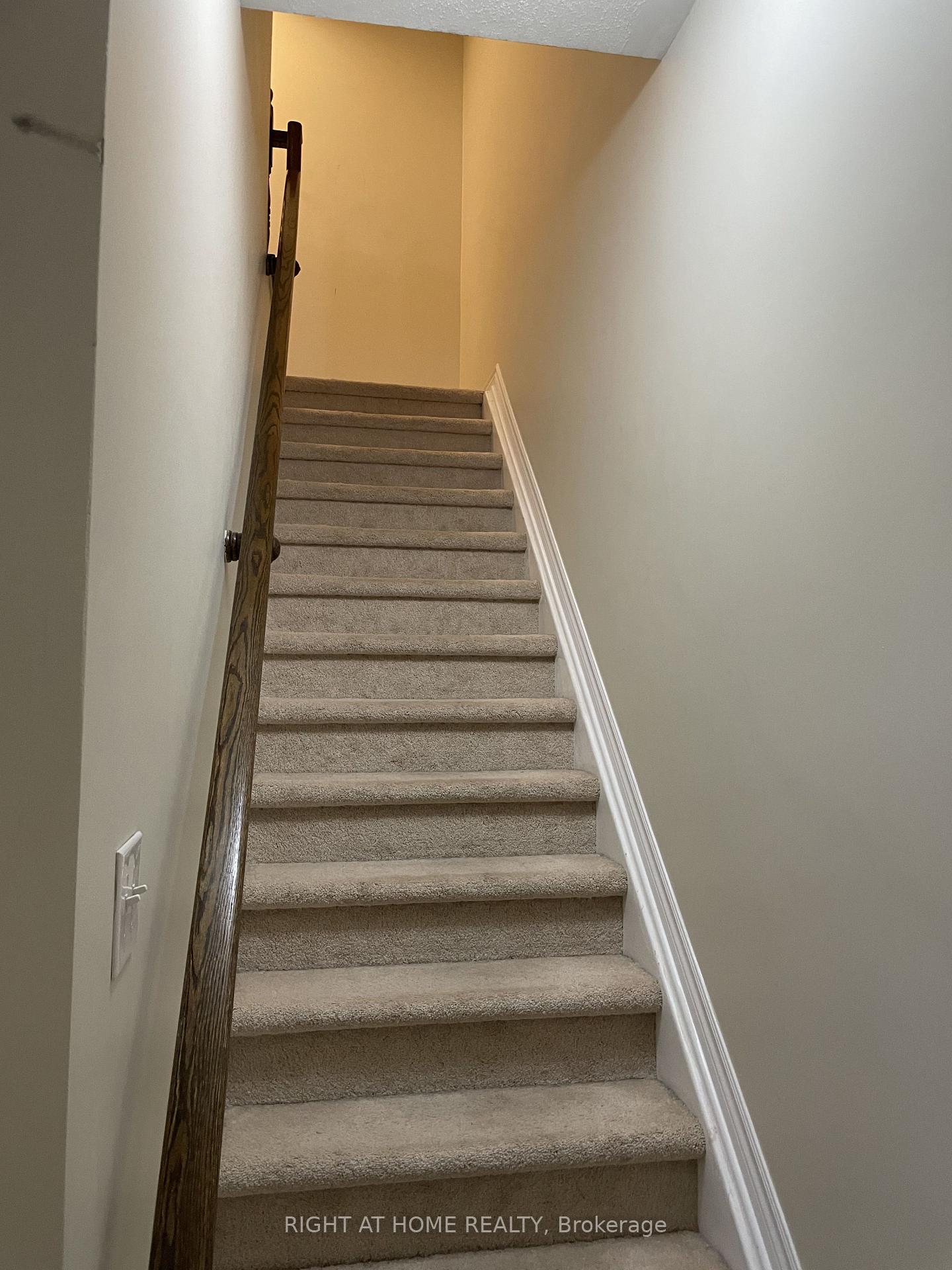 Photo 6 of 1626 Haydon Circle, Ottawa, Barrhaven - Heritage Park — HOMEH