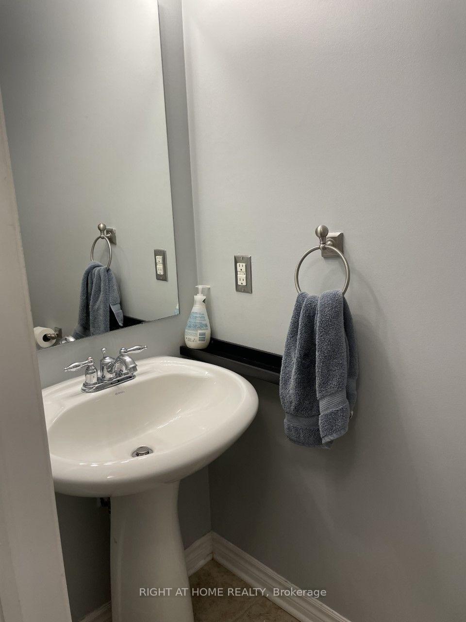 Photo 21 of 1626 Haydon Circle, Ottawa, Barrhaven - Heritage Park — HOMEH