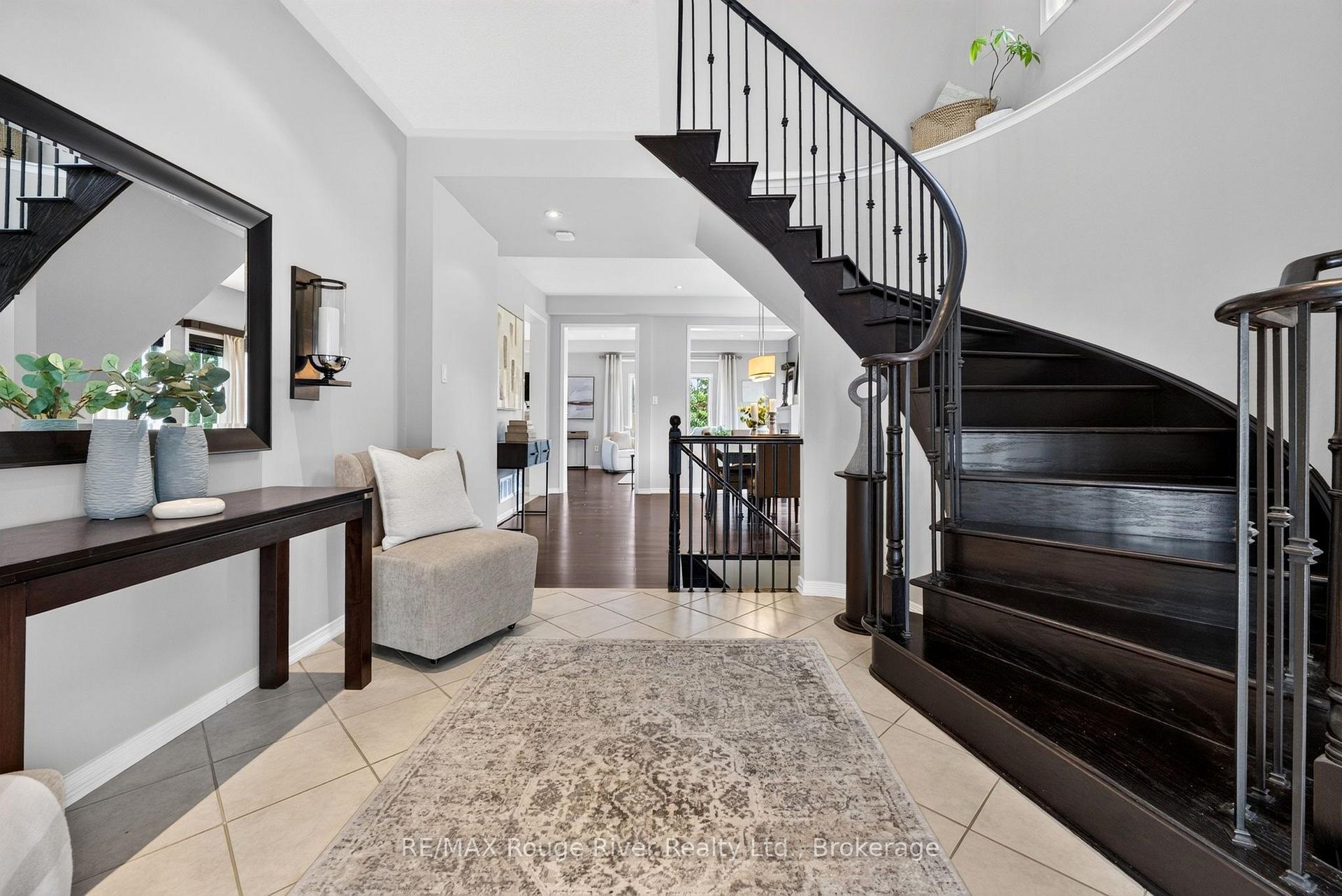 Photo 7 of 19 Galea Drive, Ajax, Central East — HOMEH